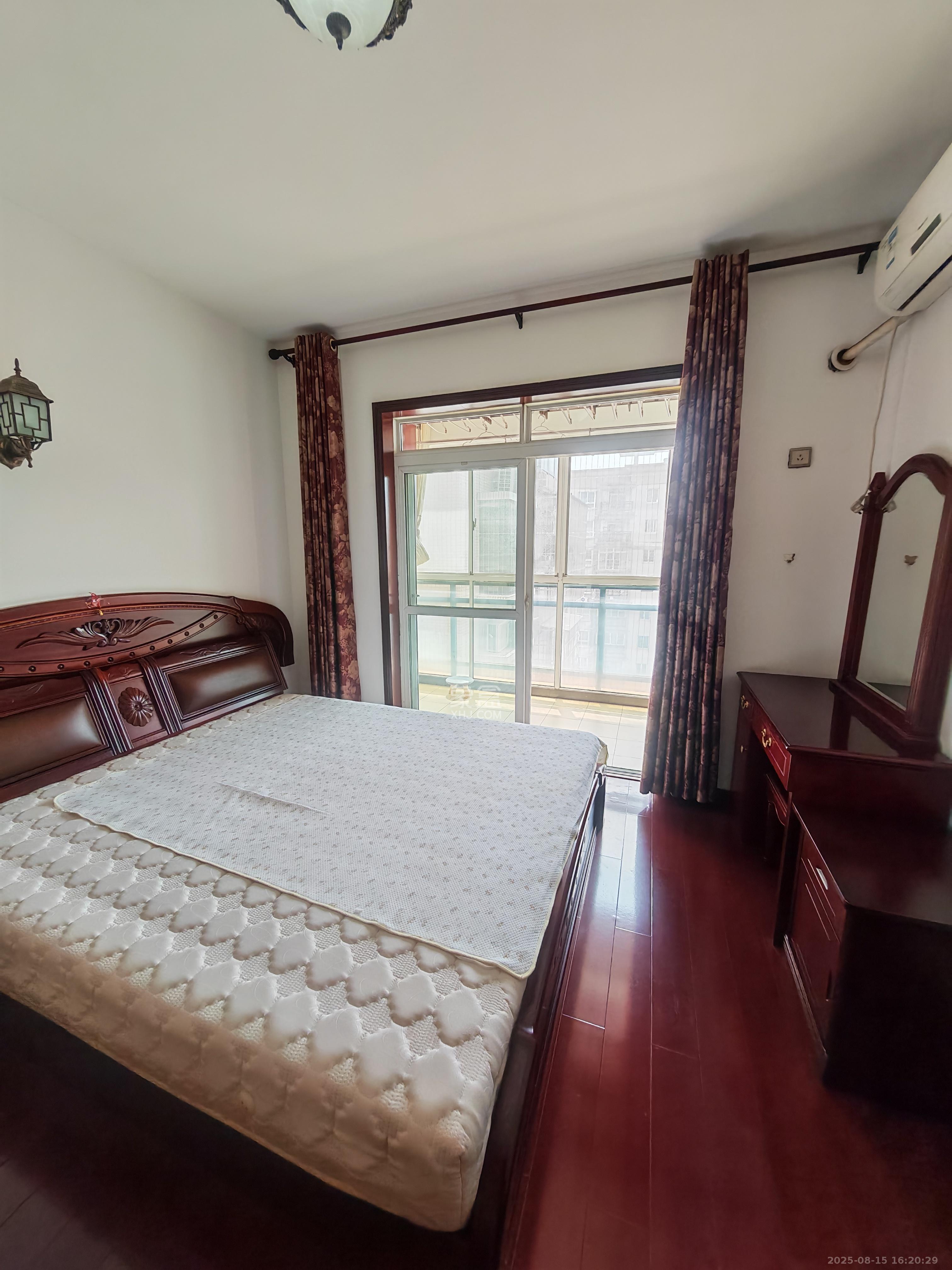 鑫天山城明珠 4室2厅2卫 1900.0元/月 鑫天山城明珠 4室2厅2卫 1900.0元/月室内图