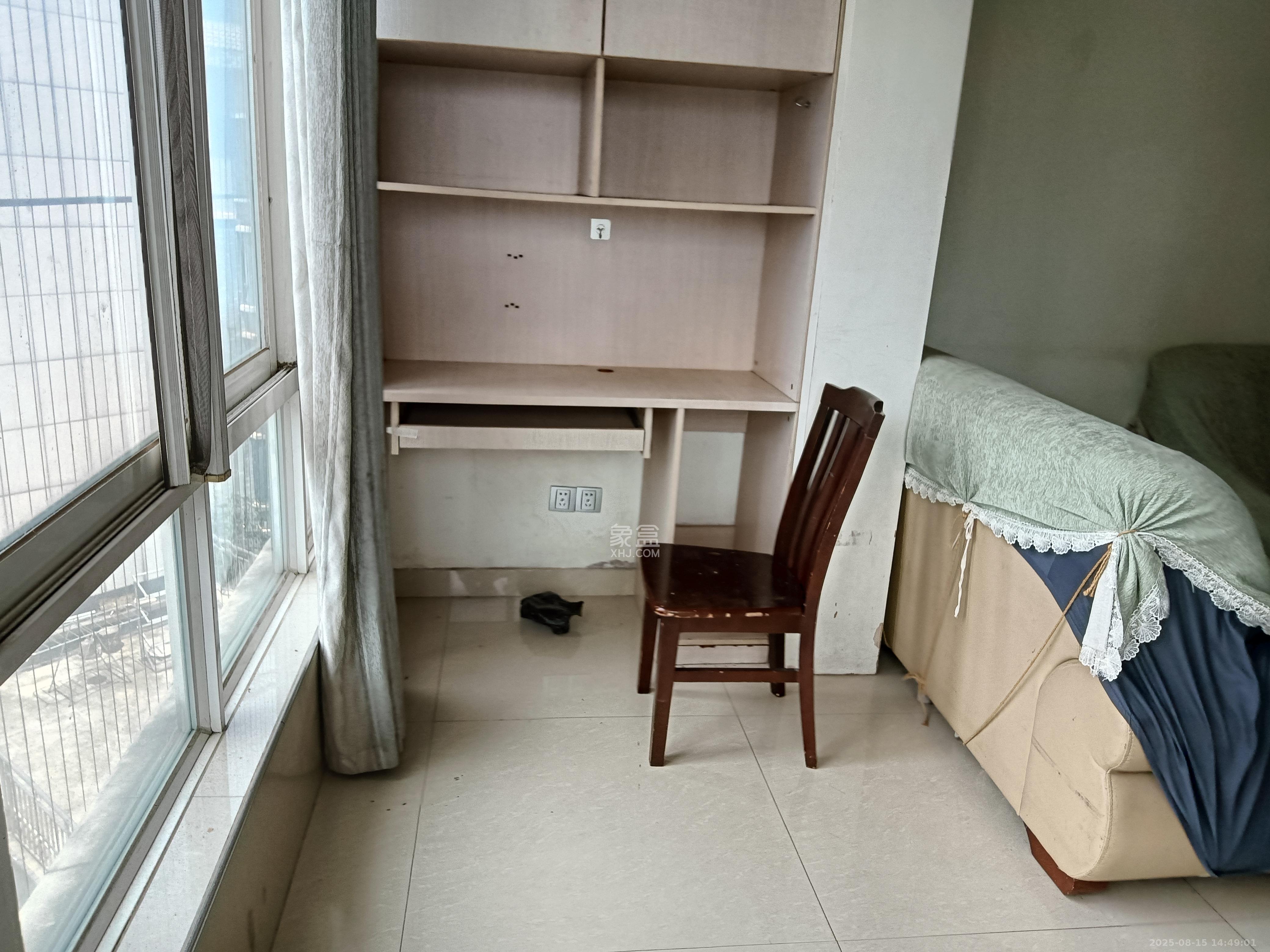 东门壹号家园  2室2厅1卫   2100.00元/月室内图