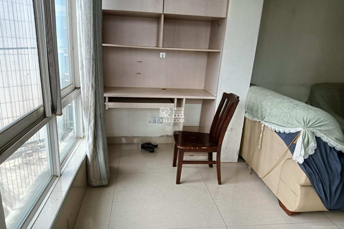 东门壹号家园 2室2厅1卫 2100.0元/月 东门壹号家园 2室2厅1卫 2100.0元/月室内图