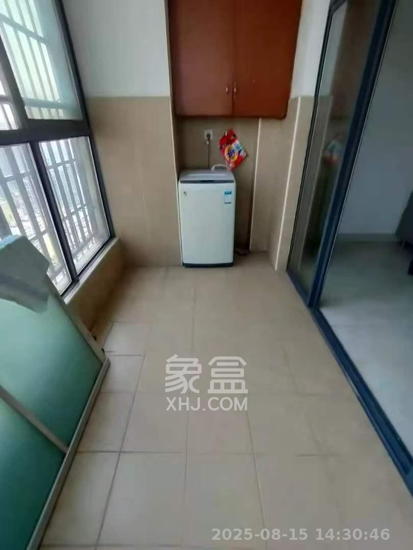 曙光领峰(曙光家园)  3室1厅1卫    2900.0元/月 曙光领峰(曙光家园)  3室1厅1卫    2900.0元/月室内图