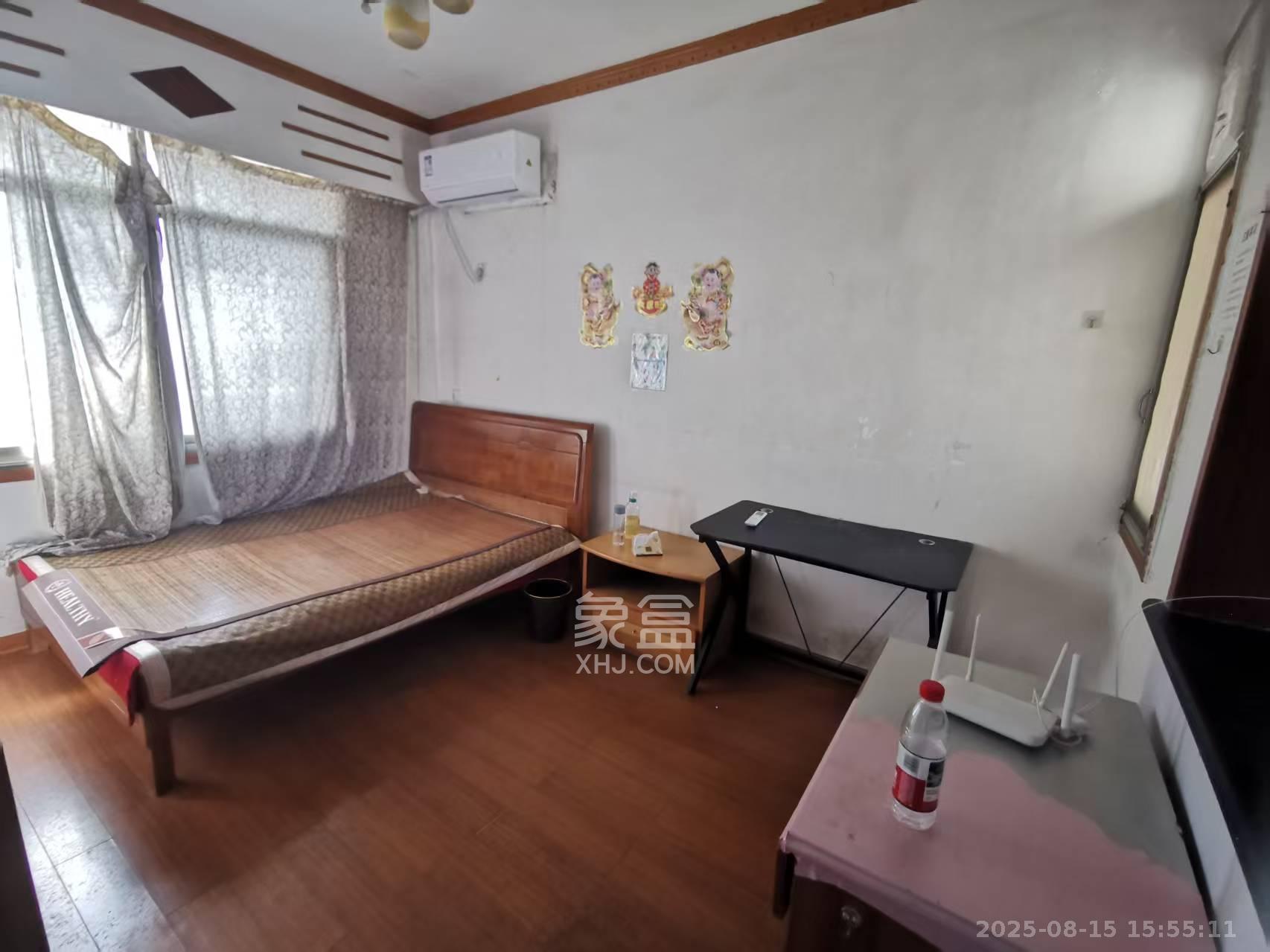 浏正街、东庆街散盘 4室1厅1卫 2300.0元/月 浏正街、东庆街散盘 4室1厅1卫 2300.0元/月室内图