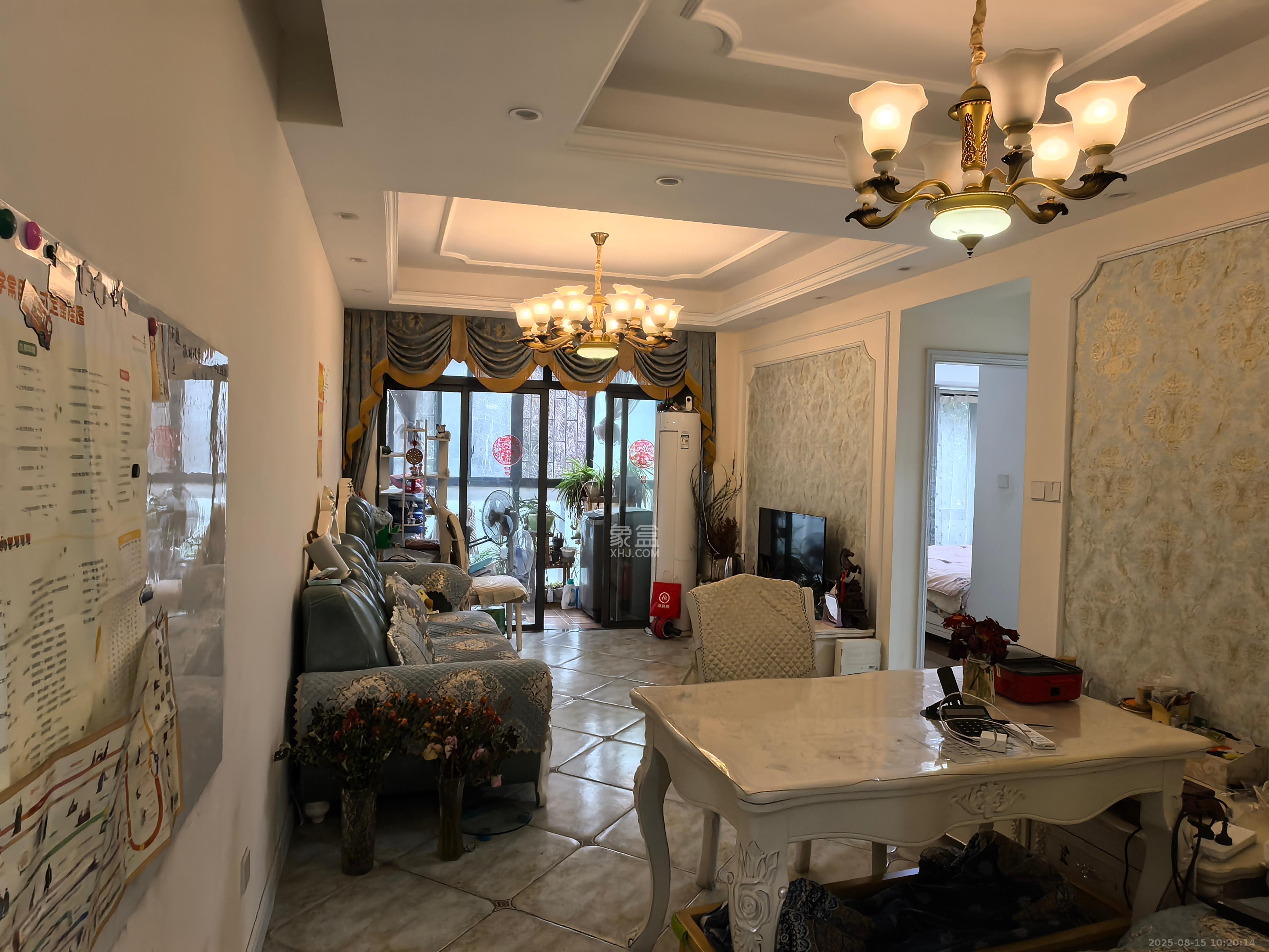 恒基凯旋门一二期  3室2厅1卫    2080.0元/月室内图