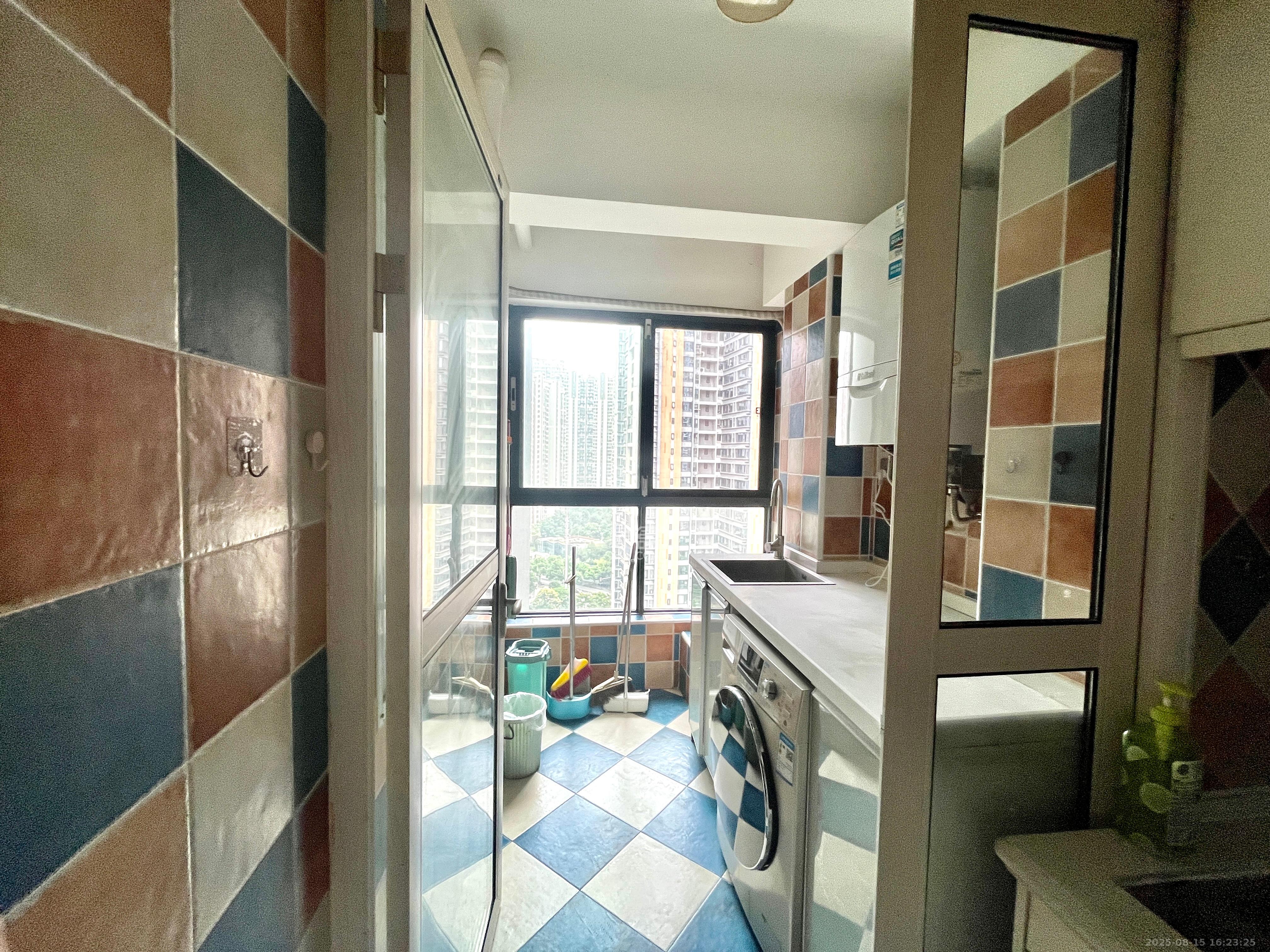 北辰三角洲E3区  3室2厅2卫    3600.0元/月 北辰三角洲E3区  3室2厅2卫    3600.0元/月室内图