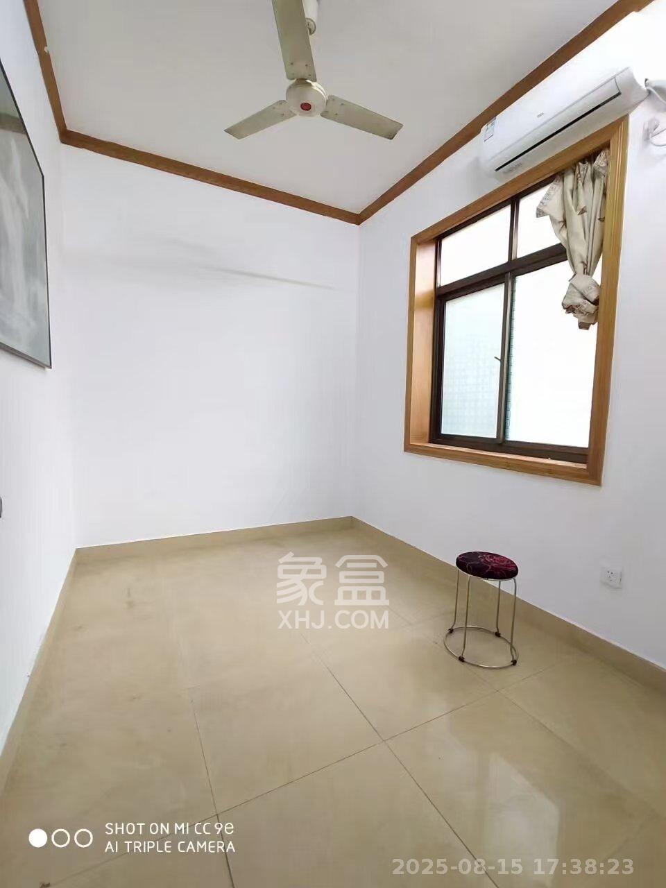 湖南省军供总站（民政厅单位宿舍）  3室2厅1卫   2400.00元/月室内图