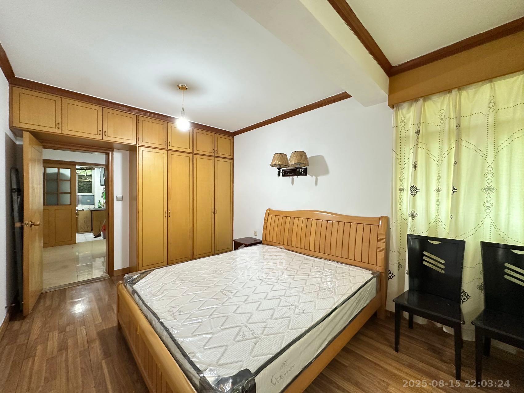 南建公寓  1室0厅0卫    1800.0元/月室内图