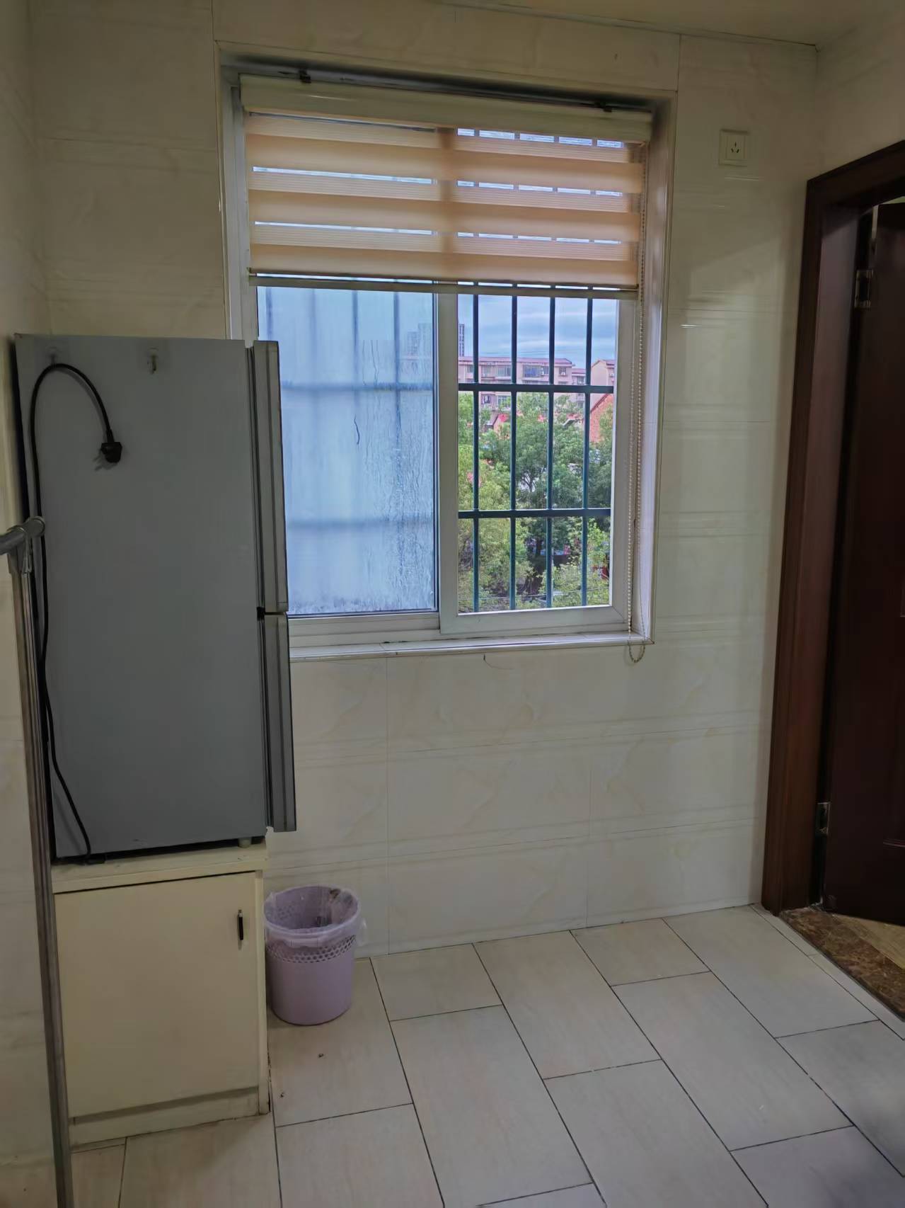 冠都现代城(冠都幸福彼岸) 1室1厅1卫 1000.0元/月 冠都现代城(冠都幸福彼岸) 1室1厅1卫 1000.0元/月室内图