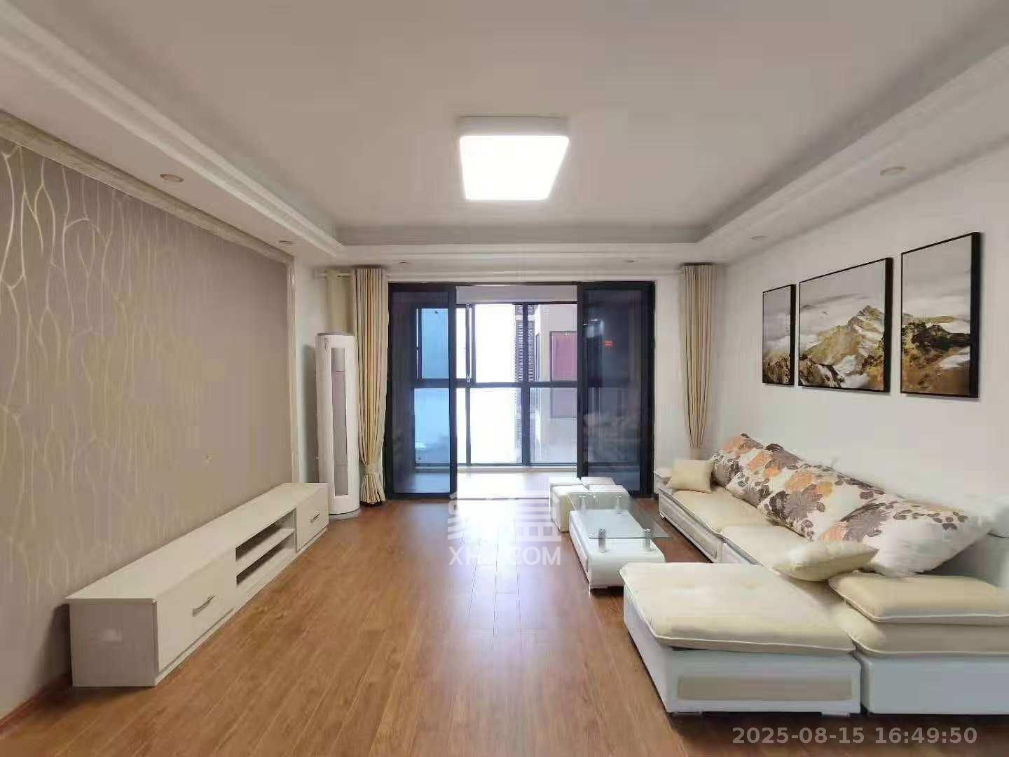中建梅溪湖中心  4室2厅1卫   4200.00元/月
