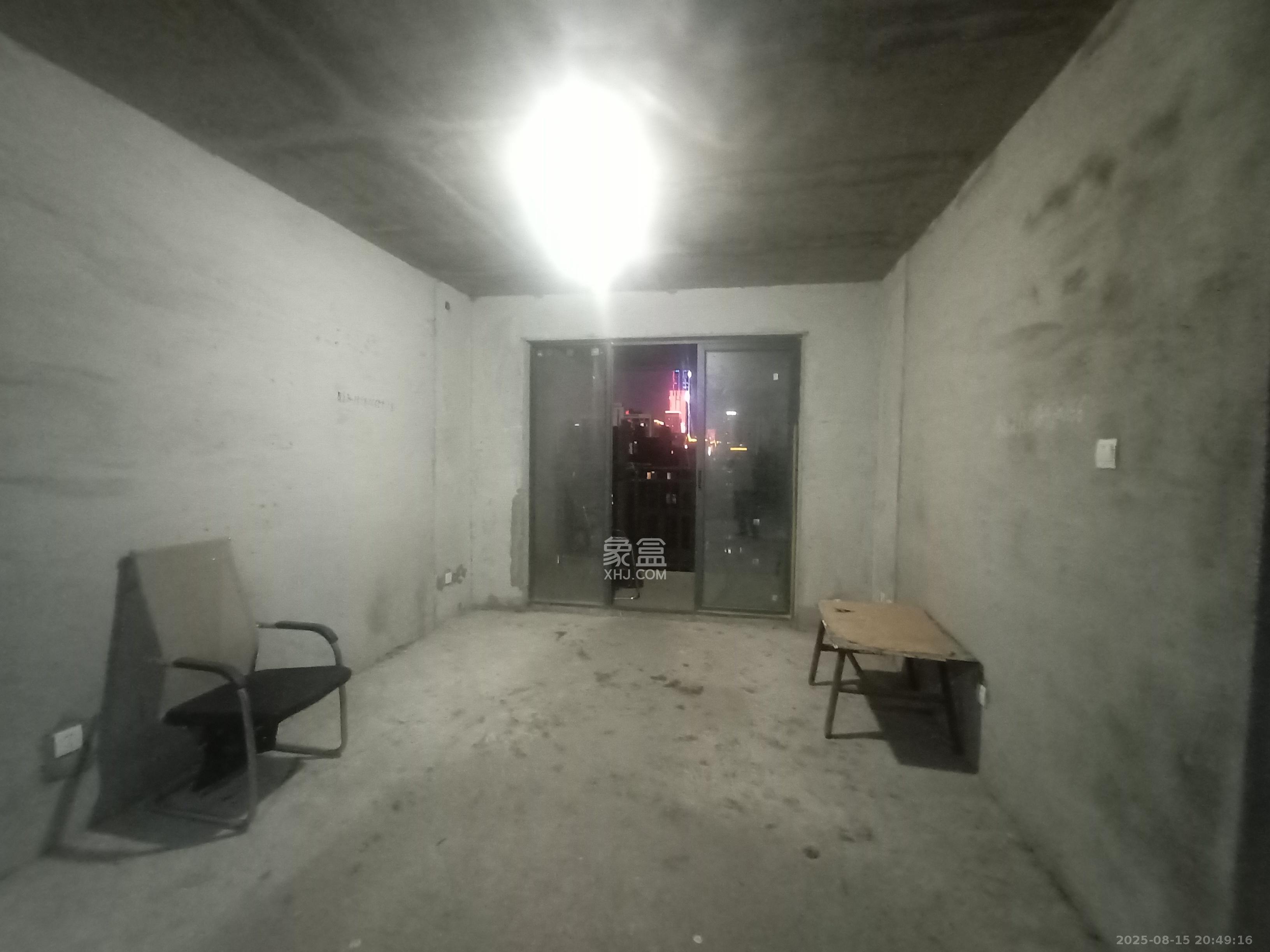 岳华新苑  2室2厅1卫    1200.0元/月 岳华新苑  2室2厅1卫    1200.0元/月