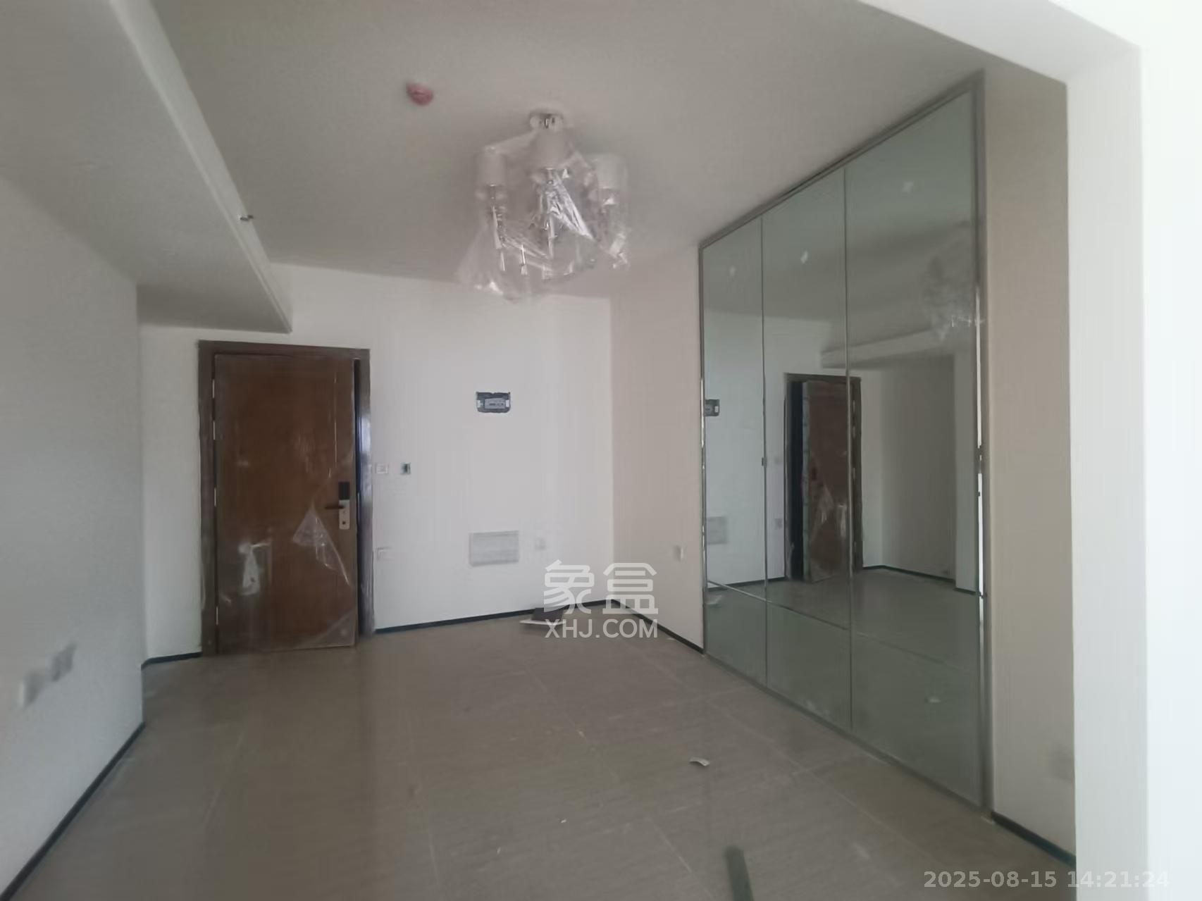 恒大金融广场  1室1厅1卫    2400.0元/月 恒大金融广场  1室1厅1卫    2400.0元/月室内图