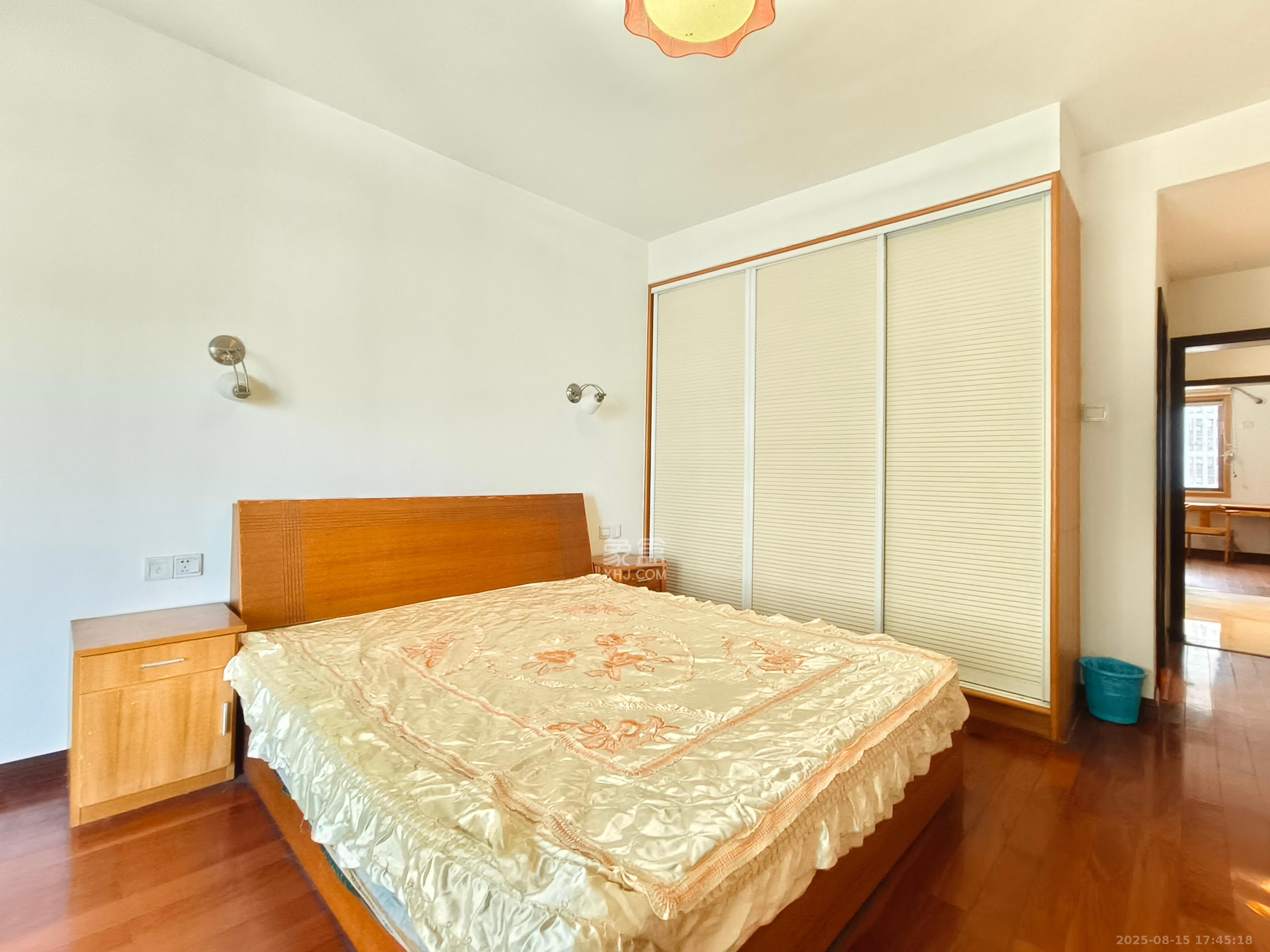 四季美景三期(四季美景水木轩) 3室2厅2卫 2500.0元/月 四季美景三期(四季美景水木轩) 3室2厅2卫 2500.0元/月室内图