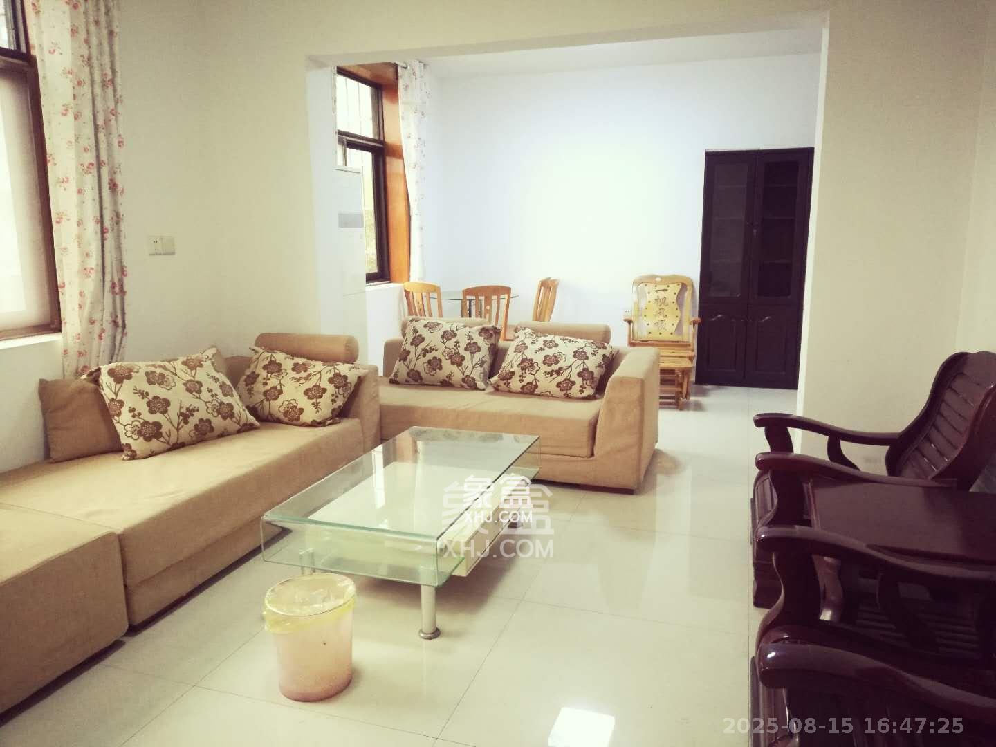 广电南院宿舍  3室2厅1卫    2000.0元/月室内图