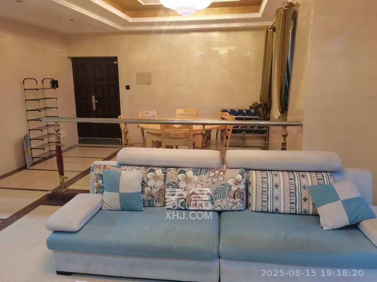 沁园春御院 3室2厅2卫 2800.0元/月 沁园春御院 3室2厅2卫 2800.0元/月室内图