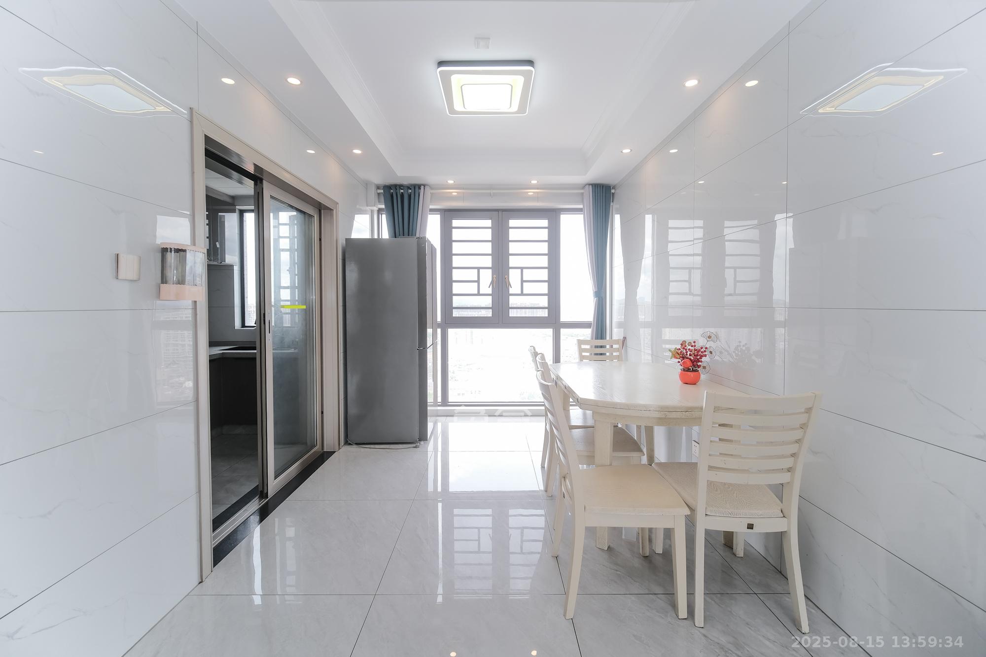 筑梦星园 4室2厅2卫 115.0万 筑梦星园 4室2厅2卫 115.0万客厅