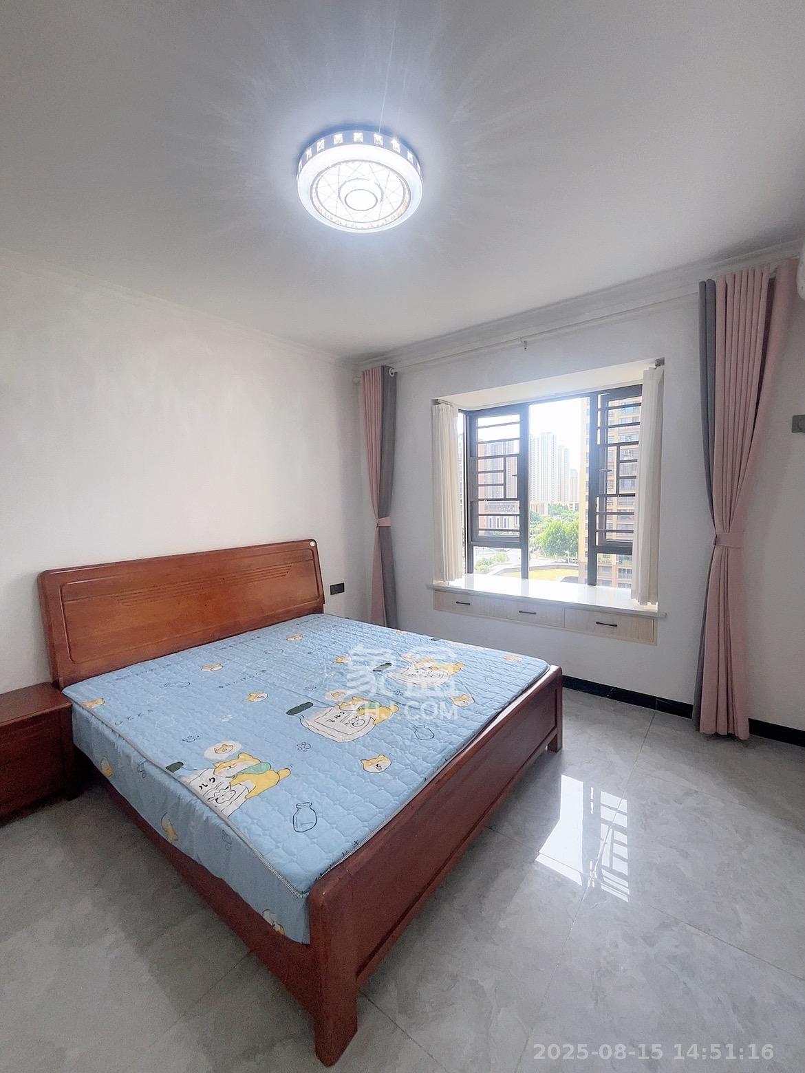 金南家园三期 3室2厅1卫 2600.0元/月 金南家园三期 3室2厅1卫 2600.0元/月室内图