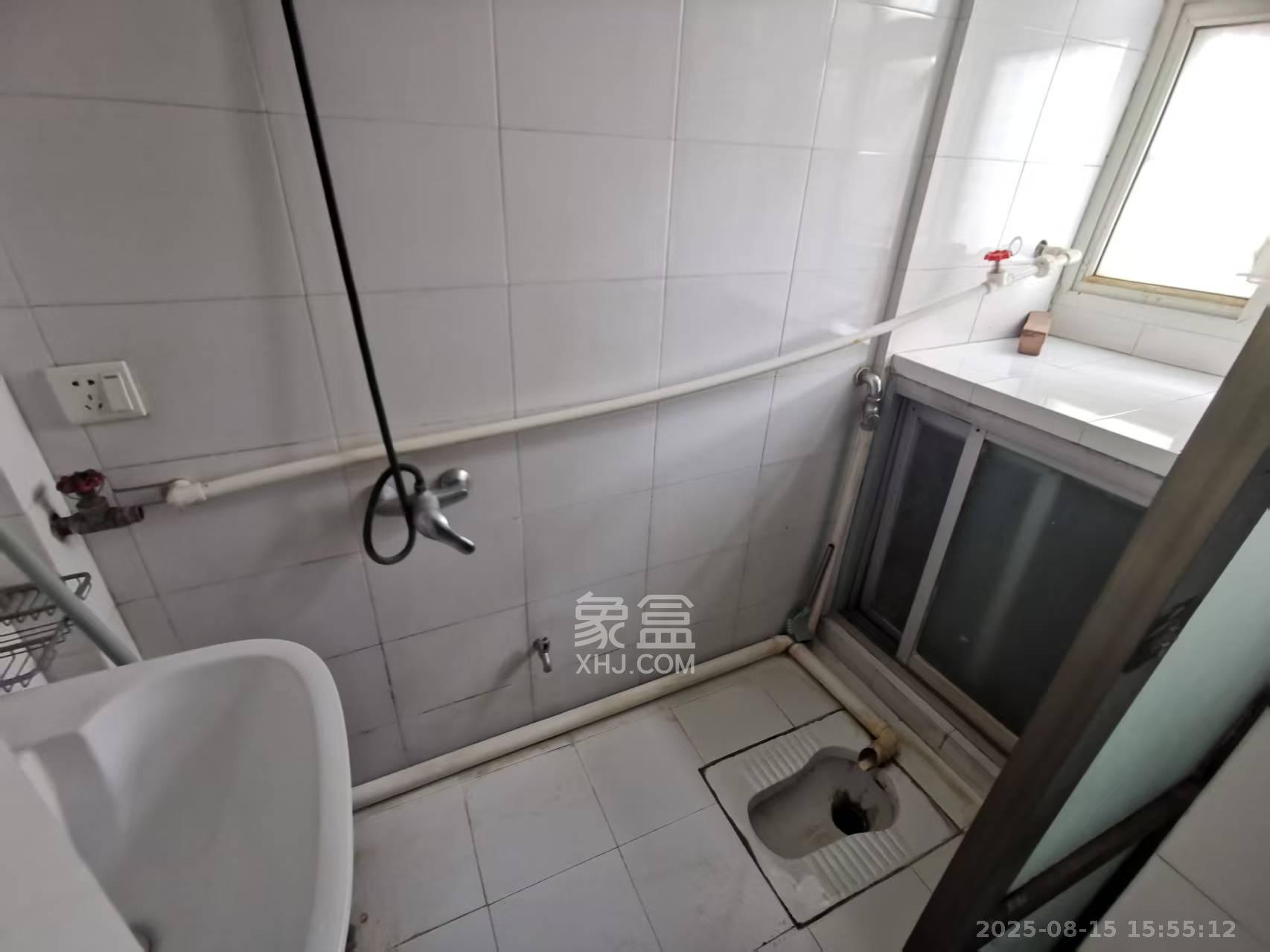 浏正街、东庆街散盘 4室1厅1卫 2300.0元/月 浏正街、东庆街散盘 4室1厅1卫 2300.0元/月室内图