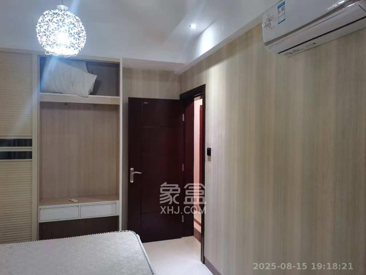 沁园春御院 3室2厅2卫 2800.0元/月 沁园春御院 3室2厅2卫 2800.0元/月室内图