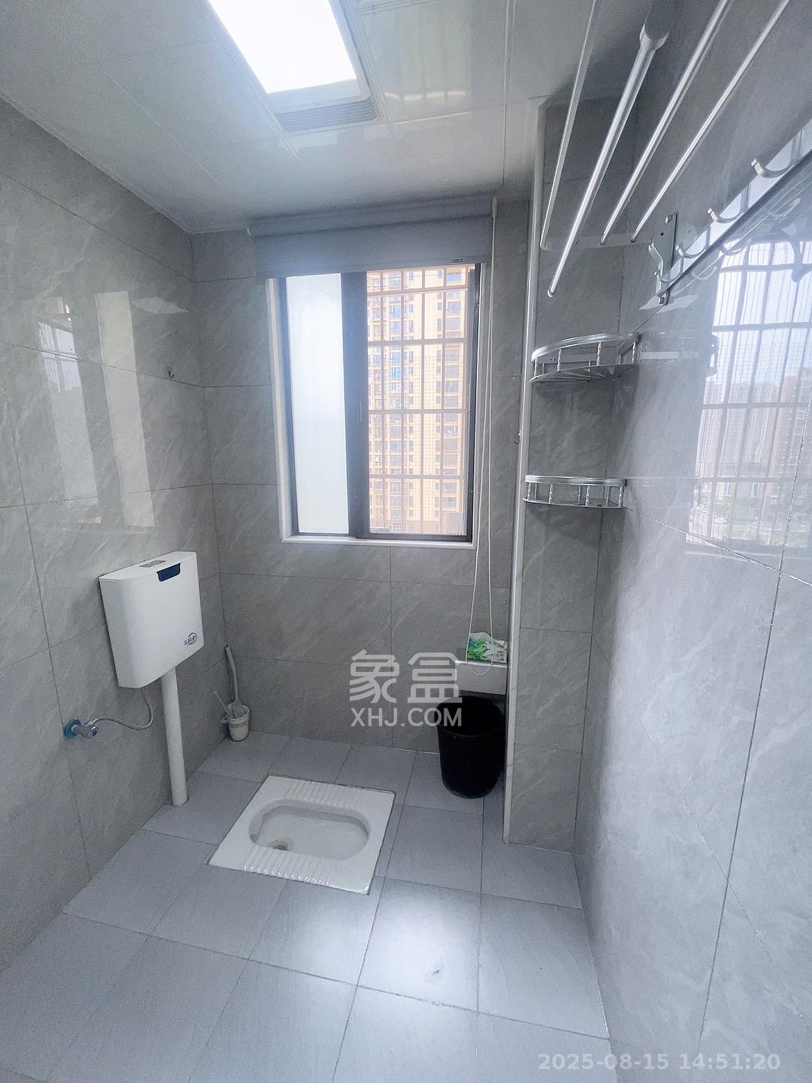 金南家园三期 3室2厅1卫 2600.0元/月 金南家园三期 3室2厅1卫 2600.0元/月室内图