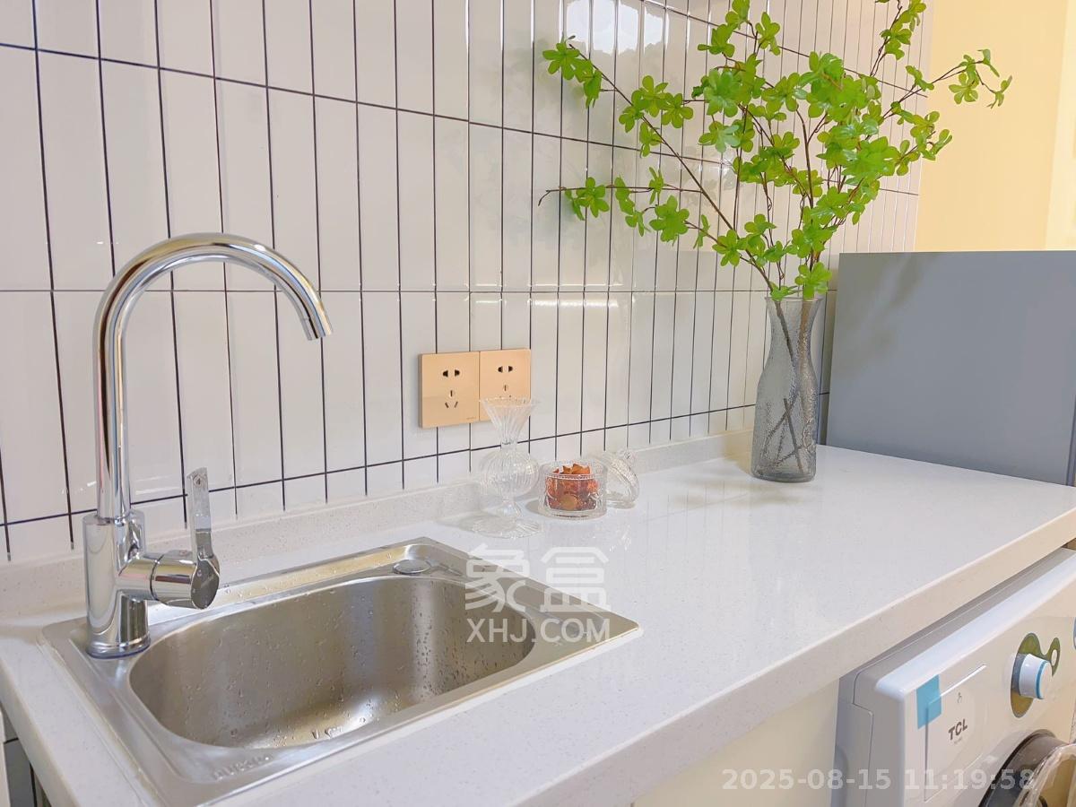 阳光城檀悦 1室1厅1卫 2000.0元/月 阳光城檀悦 1室1厅1卫 2000.0元/月室内图