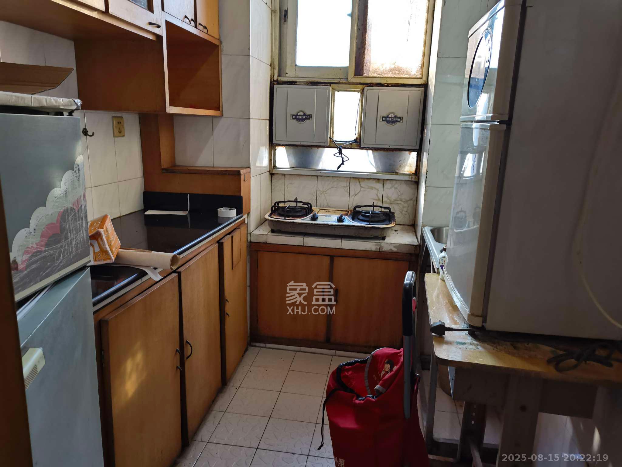 红旗区二片  2室1厅1卫    1500.0元/月室内图