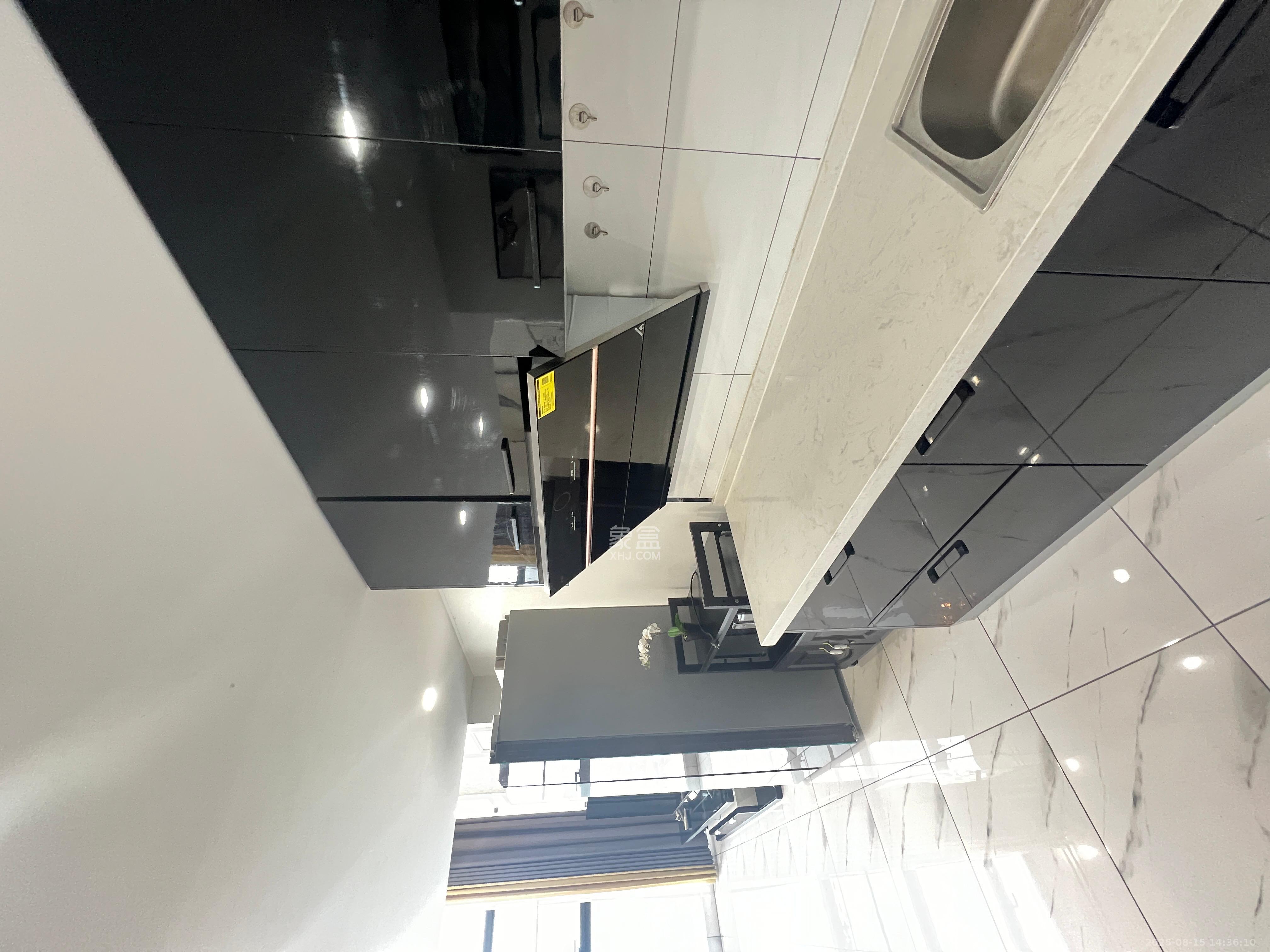 达美溪湖湾  2室1厅1卫    3400.0元/月室内图