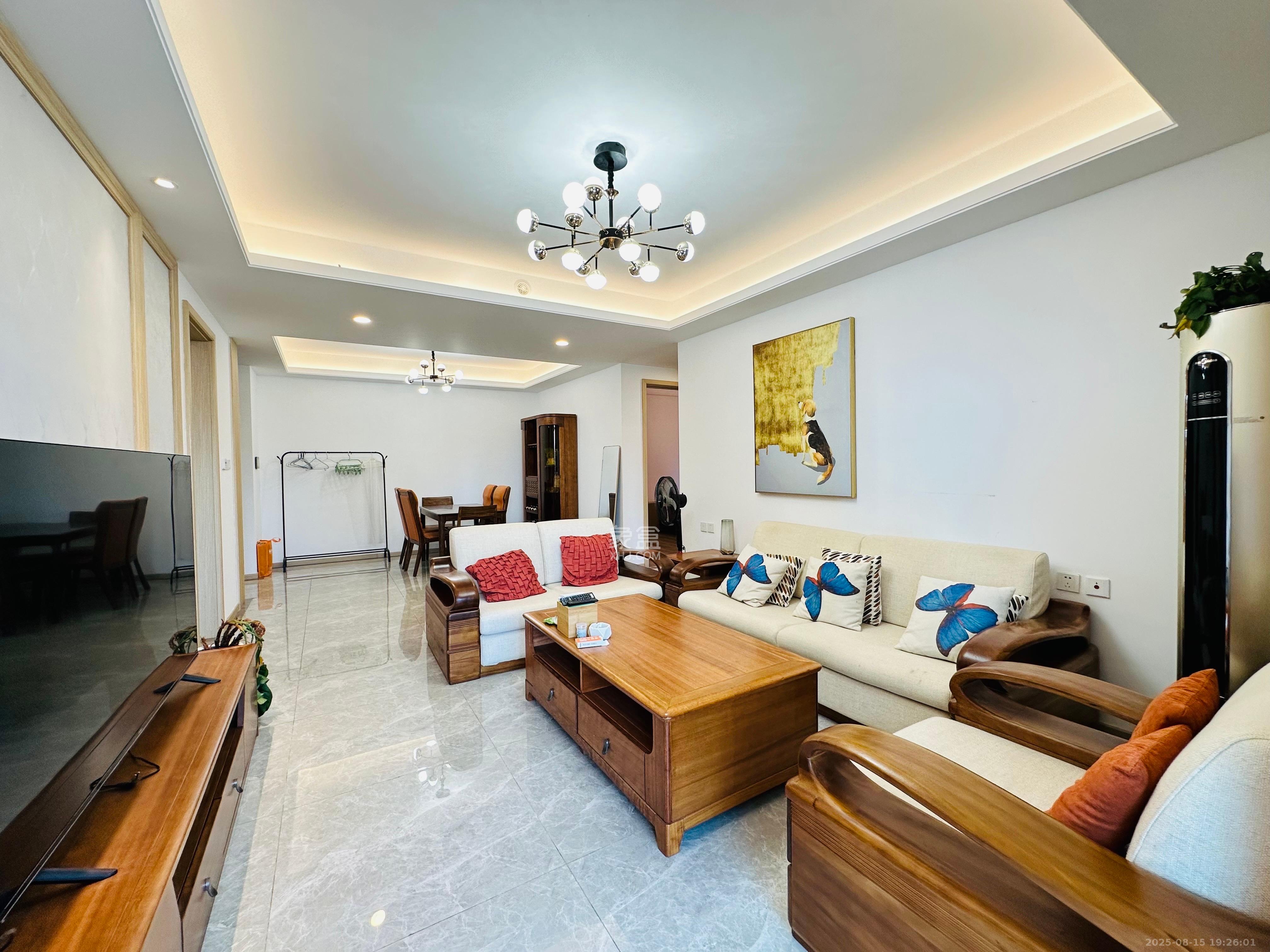 梅溪湖玺悦(新城金茂梦想玺悦) 3室2厅2卫 3300.0元/月 梅溪湖玺悦(新城金茂梦想玺悦) 3室2厅2卫 3300.0元/月室内图