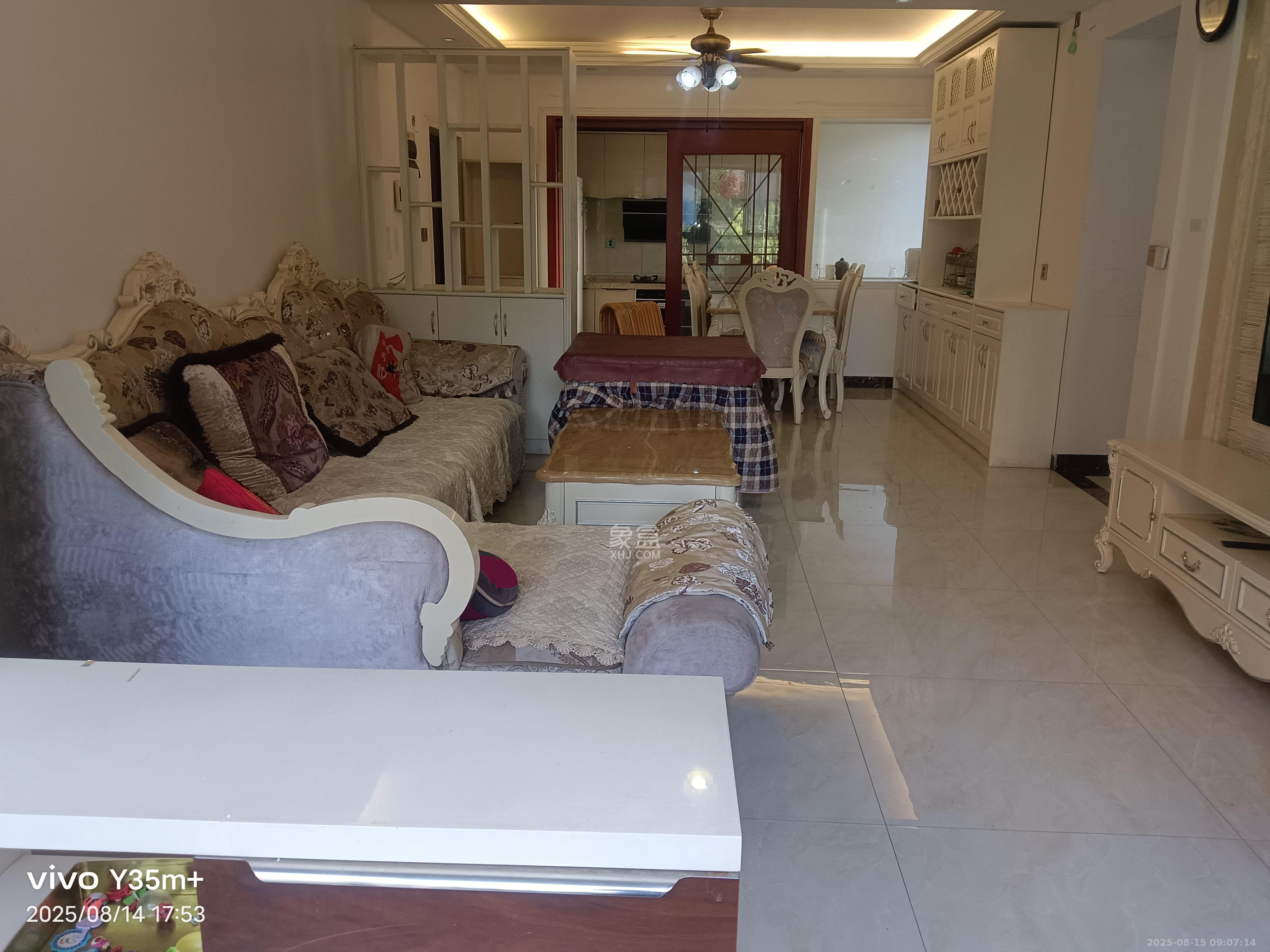 鑫远御文台一期 3室2厅2卫 3000.0元/月 鑫远御文台一期 3室2厅2卫 3000.0元/月室内图