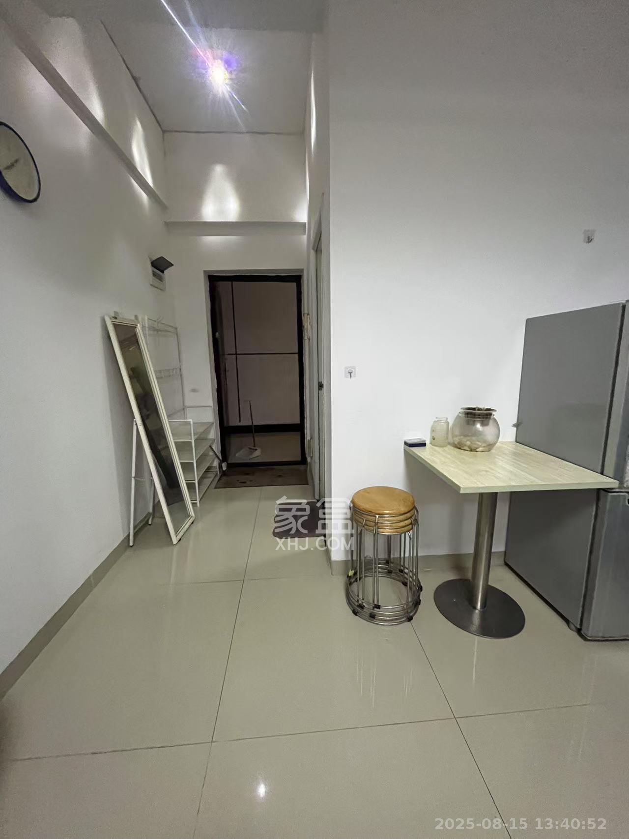 红树湾 1室1厅1卫 1200.0元/月 红树湾 1室1厅1卫 1200.0元/月室内图