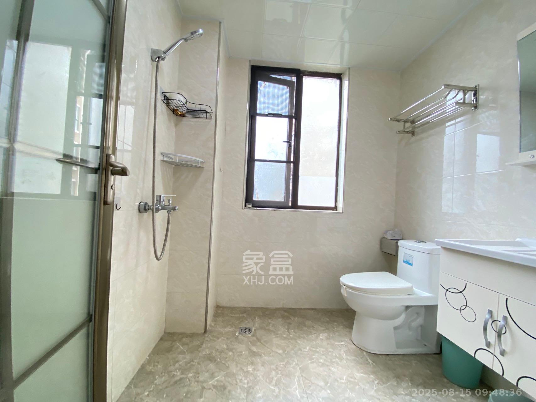 大鸿杰座  3室2厅2卫    3000.0元/月 大鸿杰座  3室2厅2卫    3000.0元/月室内图