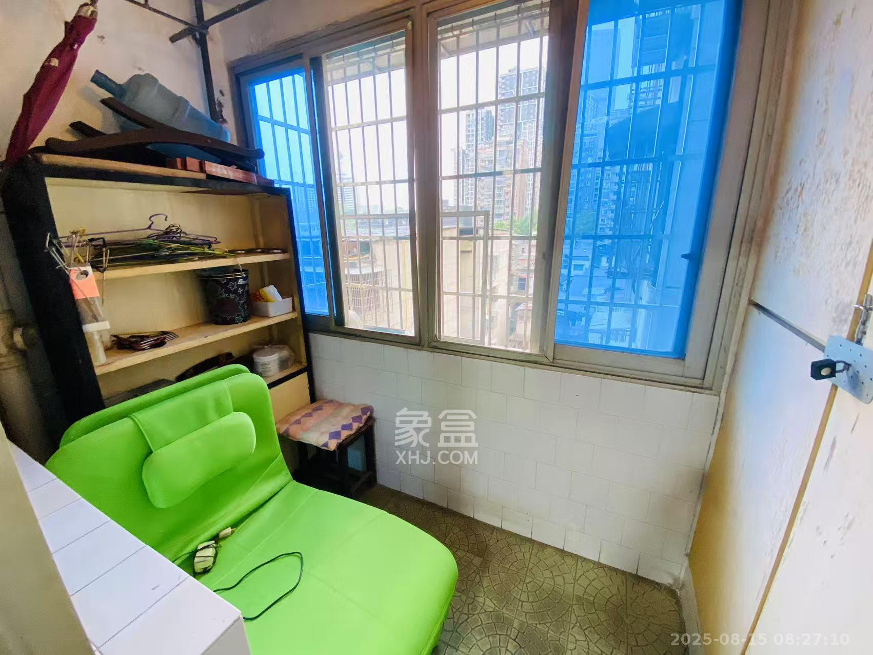 劳动路散盘 2室1厅1卫 1000.0元/月 劳动路散盘 2室1厅1卫 1000.0元/月室内图