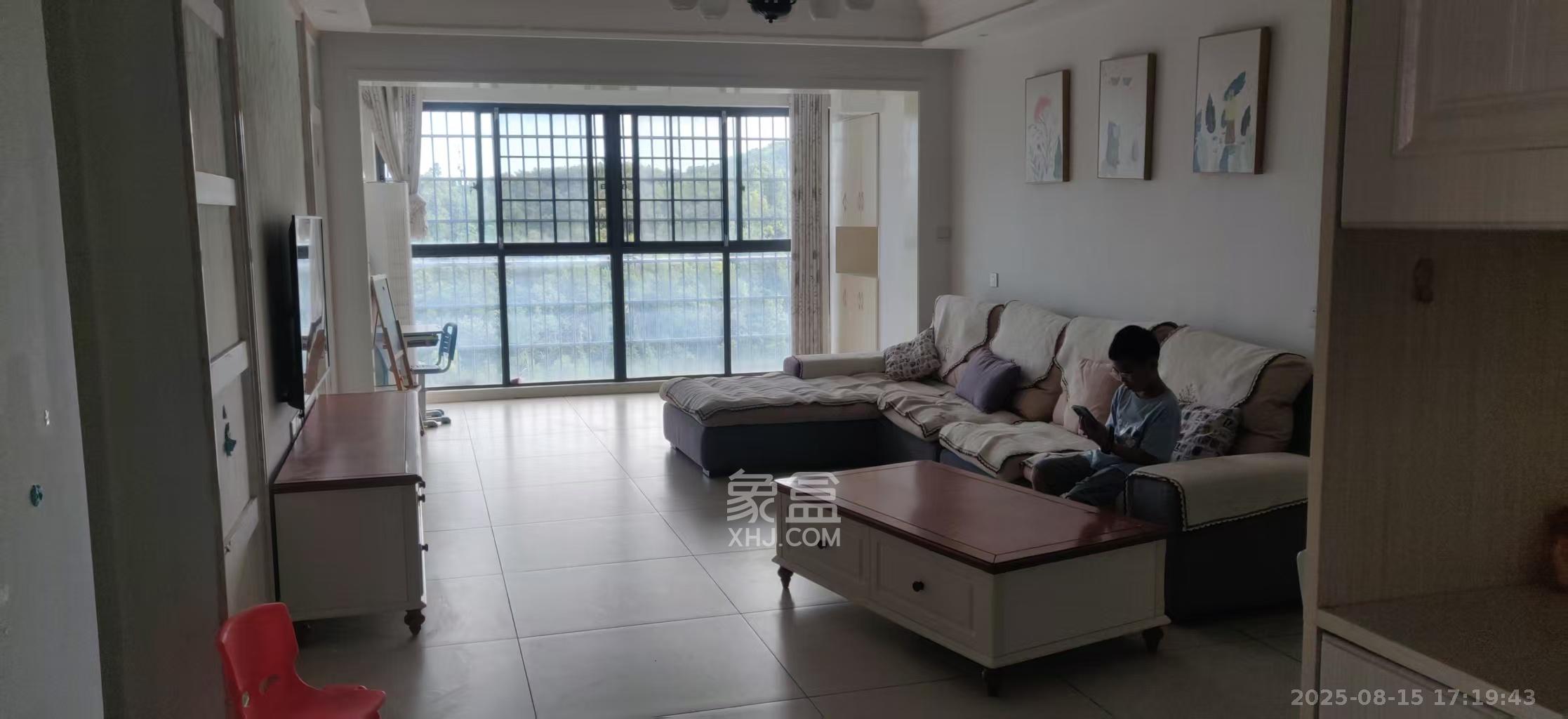 珠江东方明珠(新地东方明珠)三期  4室2厅2卫    2000.0元/月 珠江东方明珠(新地东方明珠)三期  4室2厅2卫    2000.0元/月