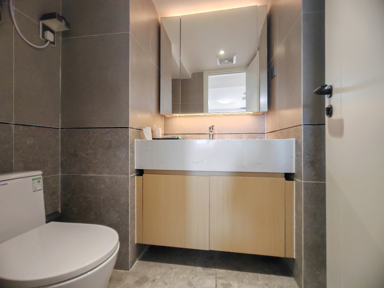 海航豪庭南苑  1室1厅1卫    3000.0元/月 海航豪庭南苑  1室1厅1卫    3000.0元/月室内图