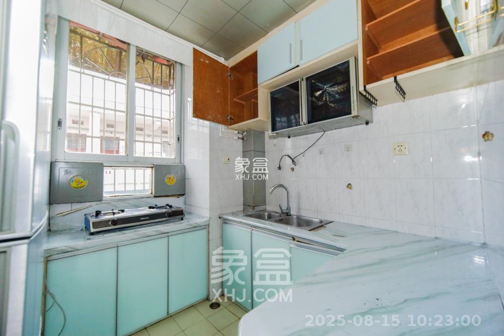 三湘小区  3室2厅1卫   1600.00元/月室内图