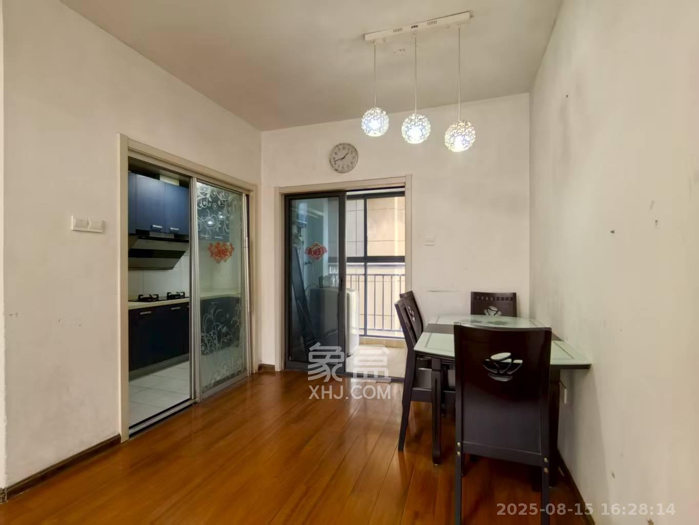 保利麓谷林语A区  3室2厅1卫    2400.0元/月 保利麓谷林语A区  3室2厅1卫    2400.0元/月室内图