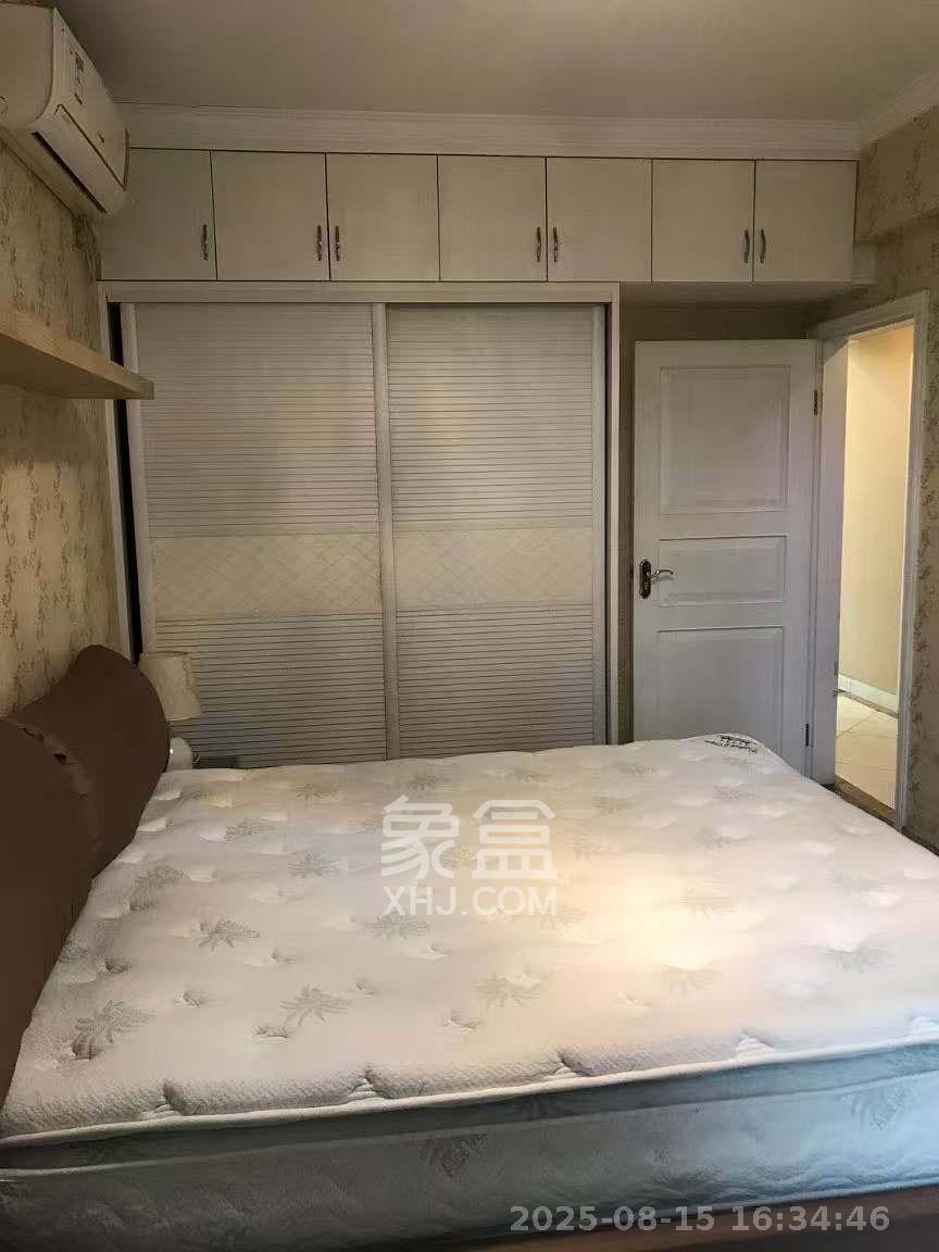 湘域城邦（湘域国际中心）  2室1厅1卫    3800.0元/月室内图