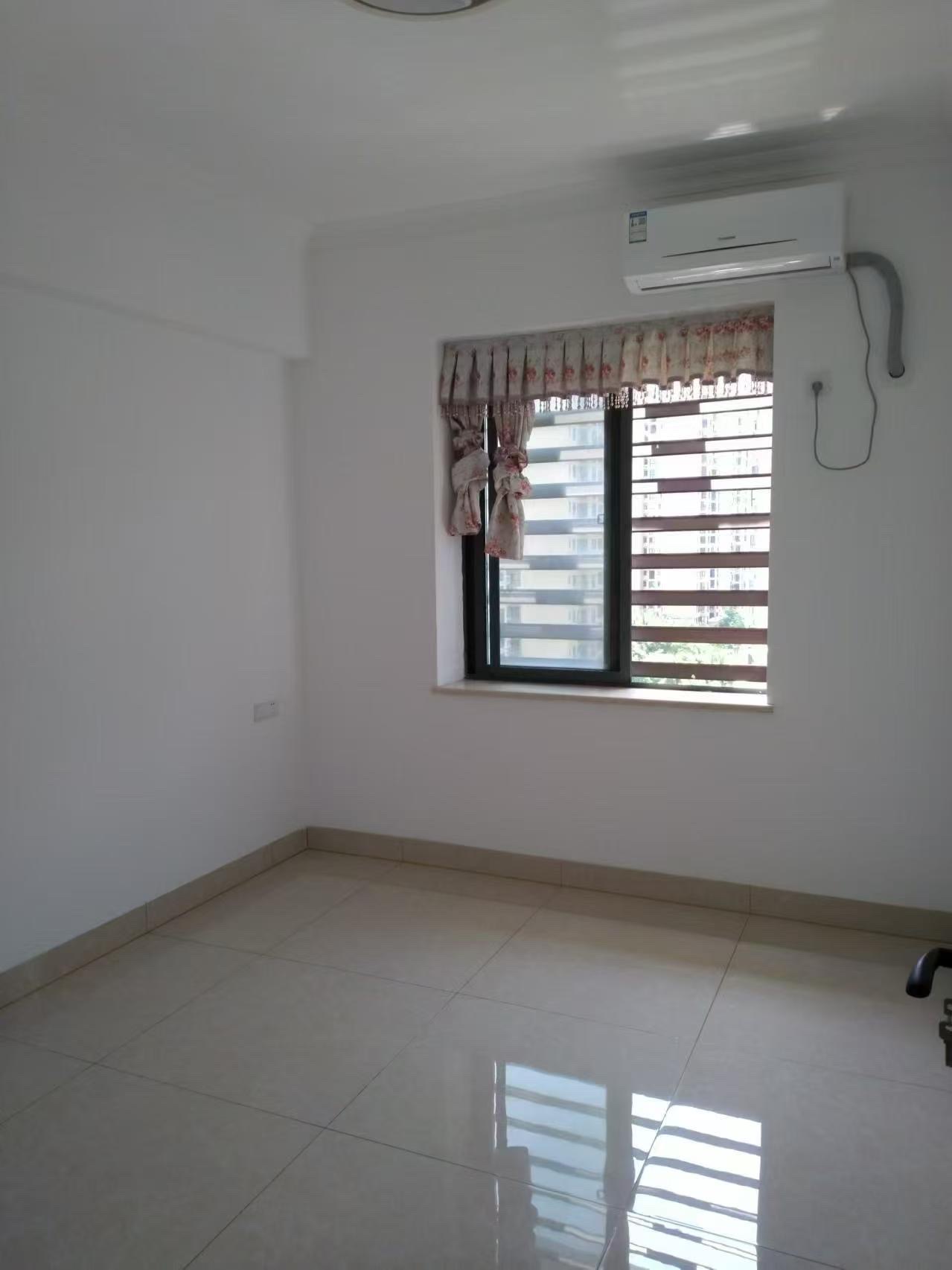 远大购物广场 3室2厅1卫 3000.0元/月 远大购物广场 3室2厅1卫 3000.0元/月室内图