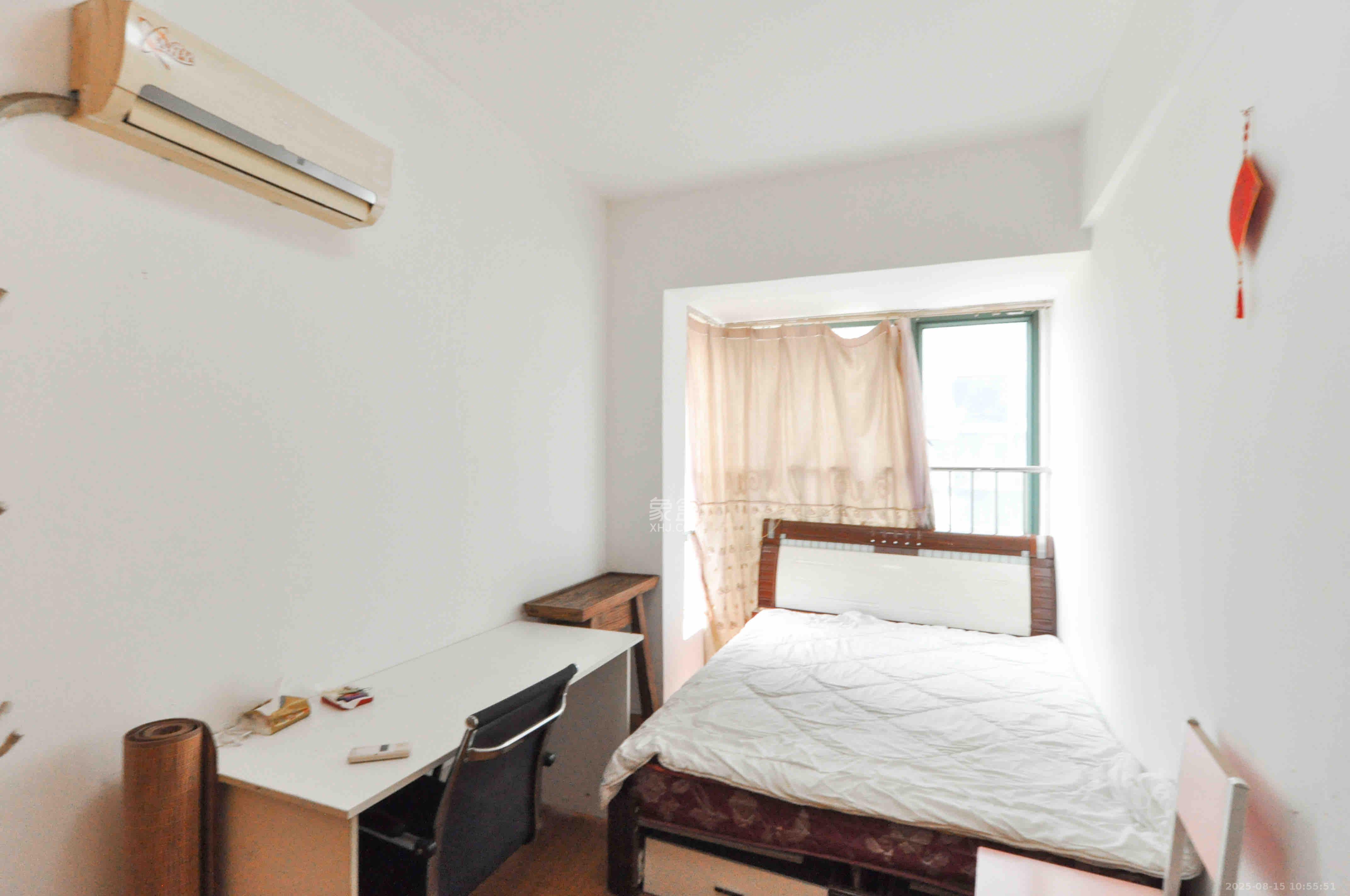 望兴景园一期 3室2厅2卫 2400.0元/月 望兴景园一期 3室2厅2卫 2400.0元/月室内图