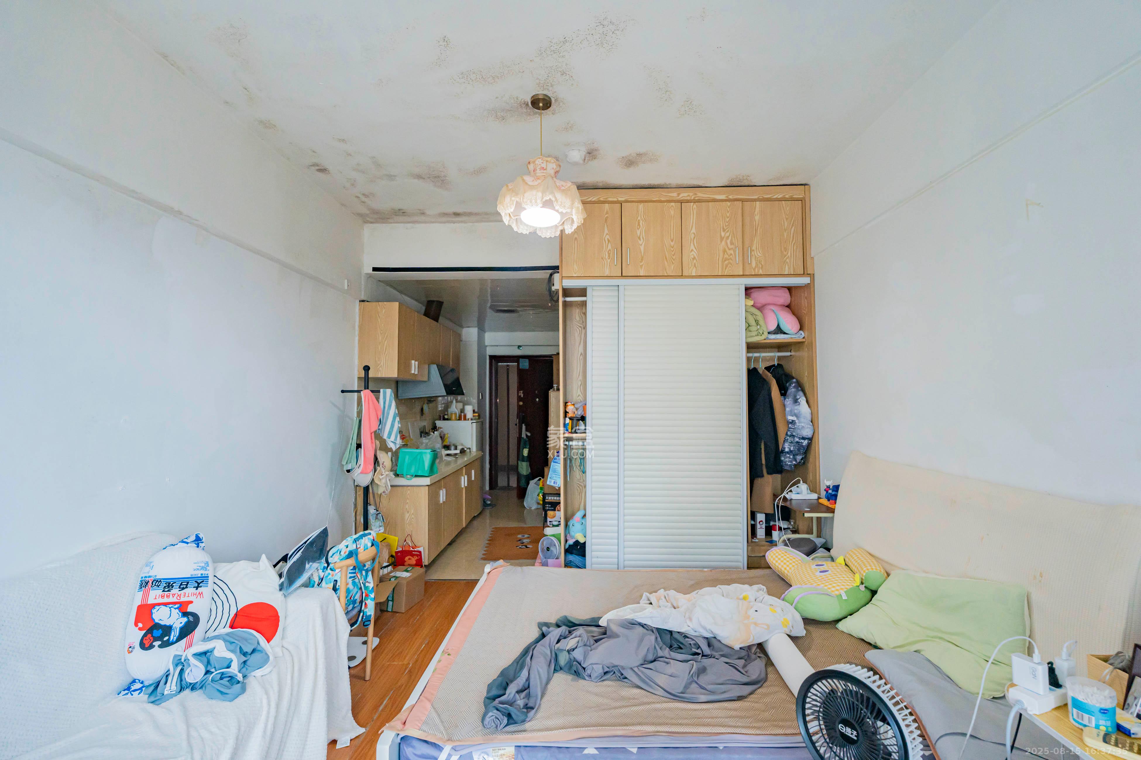 名富公寓  1室1厅1卫   26.00万卧室