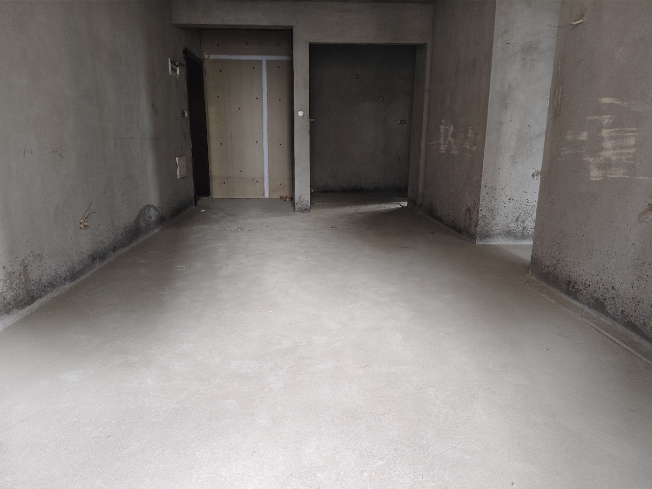 恒大名都 3室2厅1卫 35.8万 恒大名都 3室2厅1卫 35.8万客厅