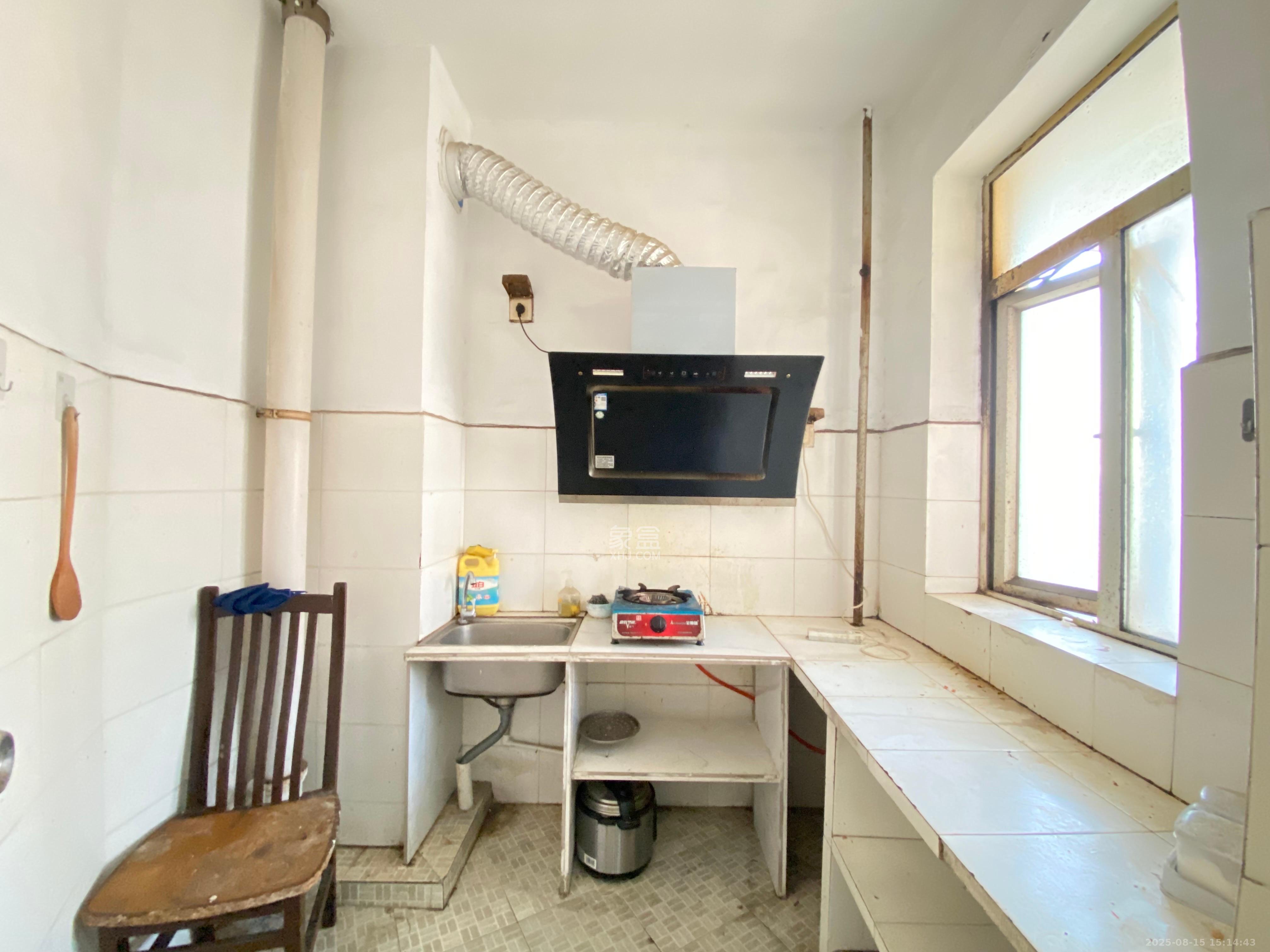 凯通国际城(凯通朝庭) 3室1厅1卫 2200.0元/月 凯通国际城(凯通朝庭) 3室1厅1卫 2200.0元/月室内图