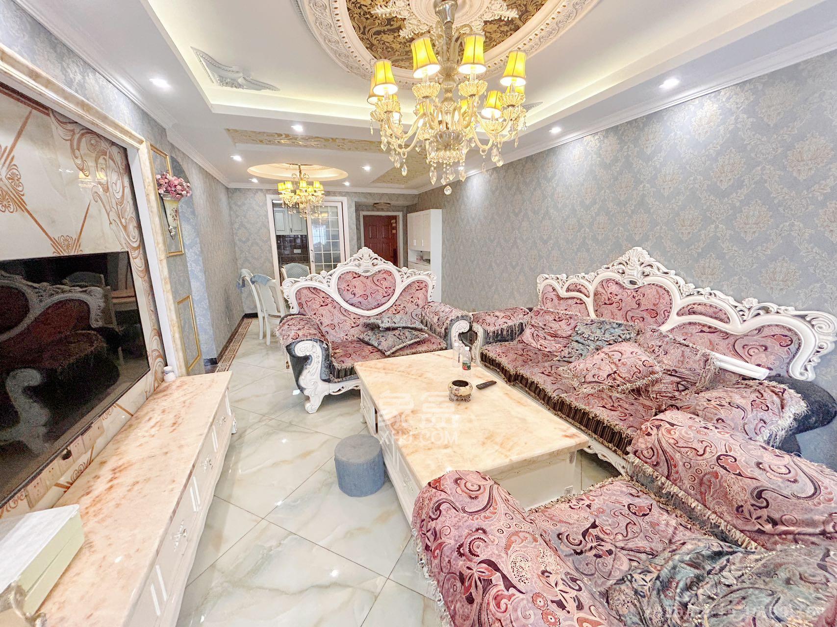 中城丽景香山园 3室2厅1卫 3200.0元/月 中城丽景香山园 3室2厅1卫 3200.0元/月室内图