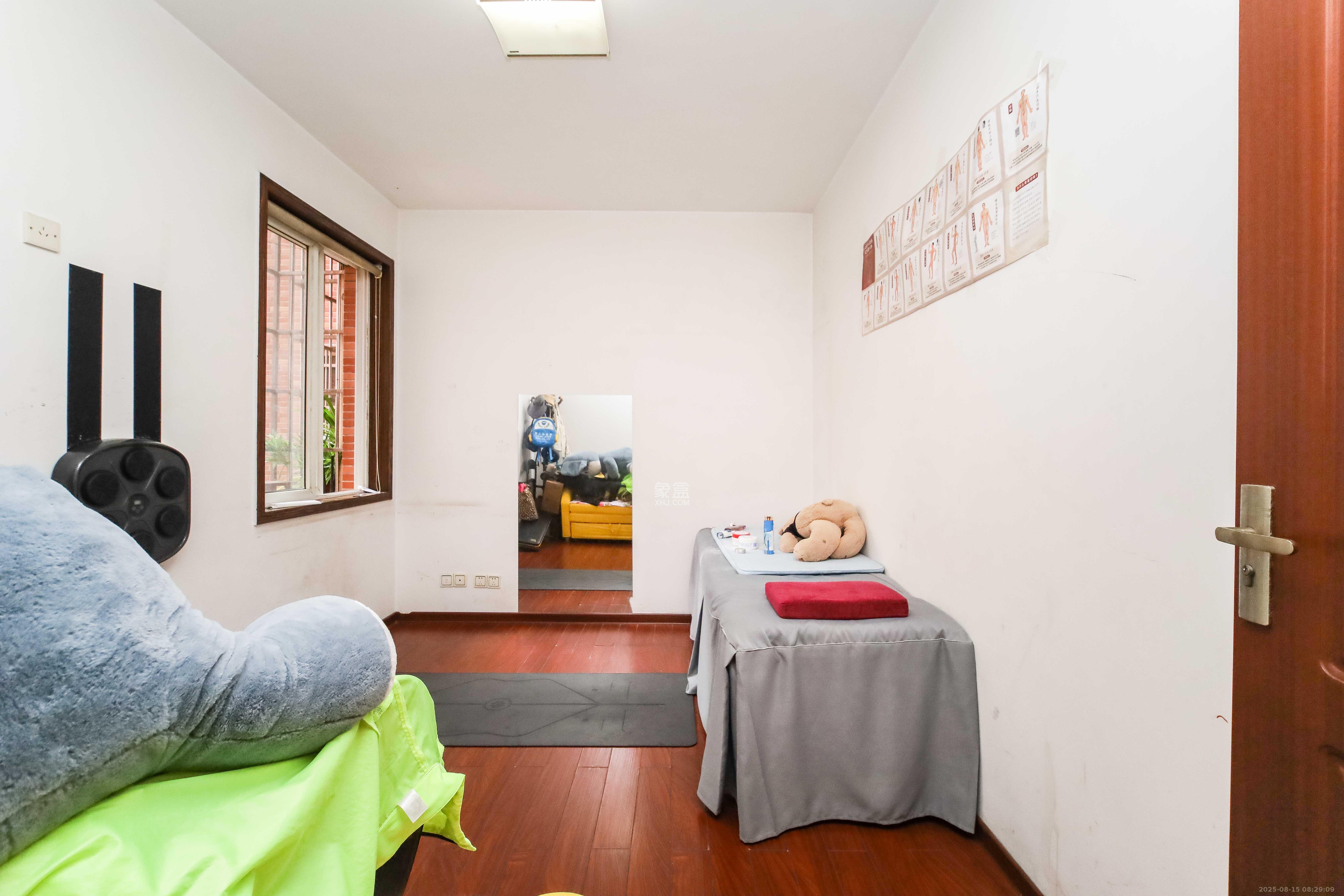 紫薇鑫园  3室1厅2卫    2500.0元/月室内图