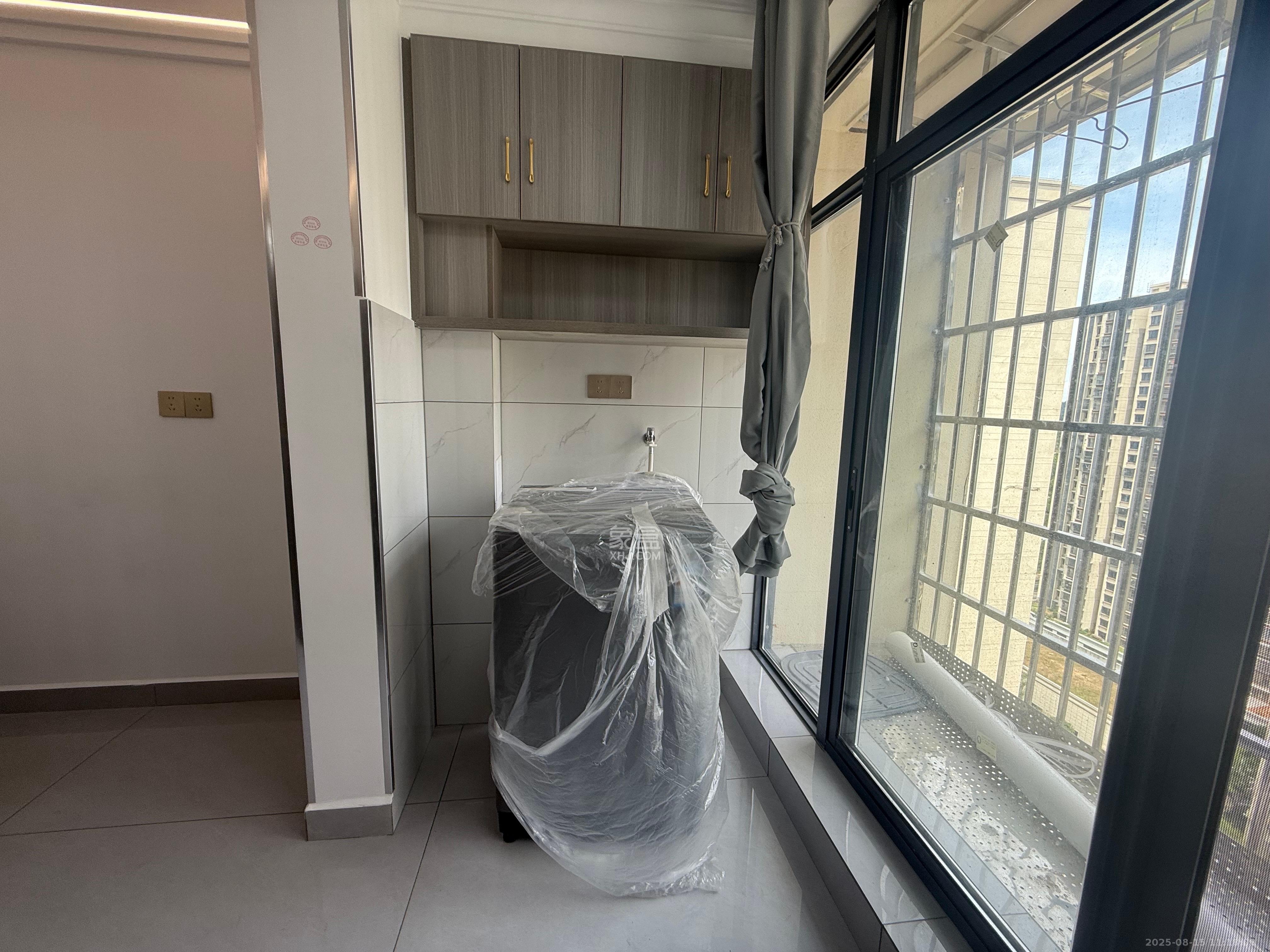 真人桥家园二期 3室2厅2卫 2200.0元/月 真人桥家园二期 3室2厅2卫 2200.0元/月室内图