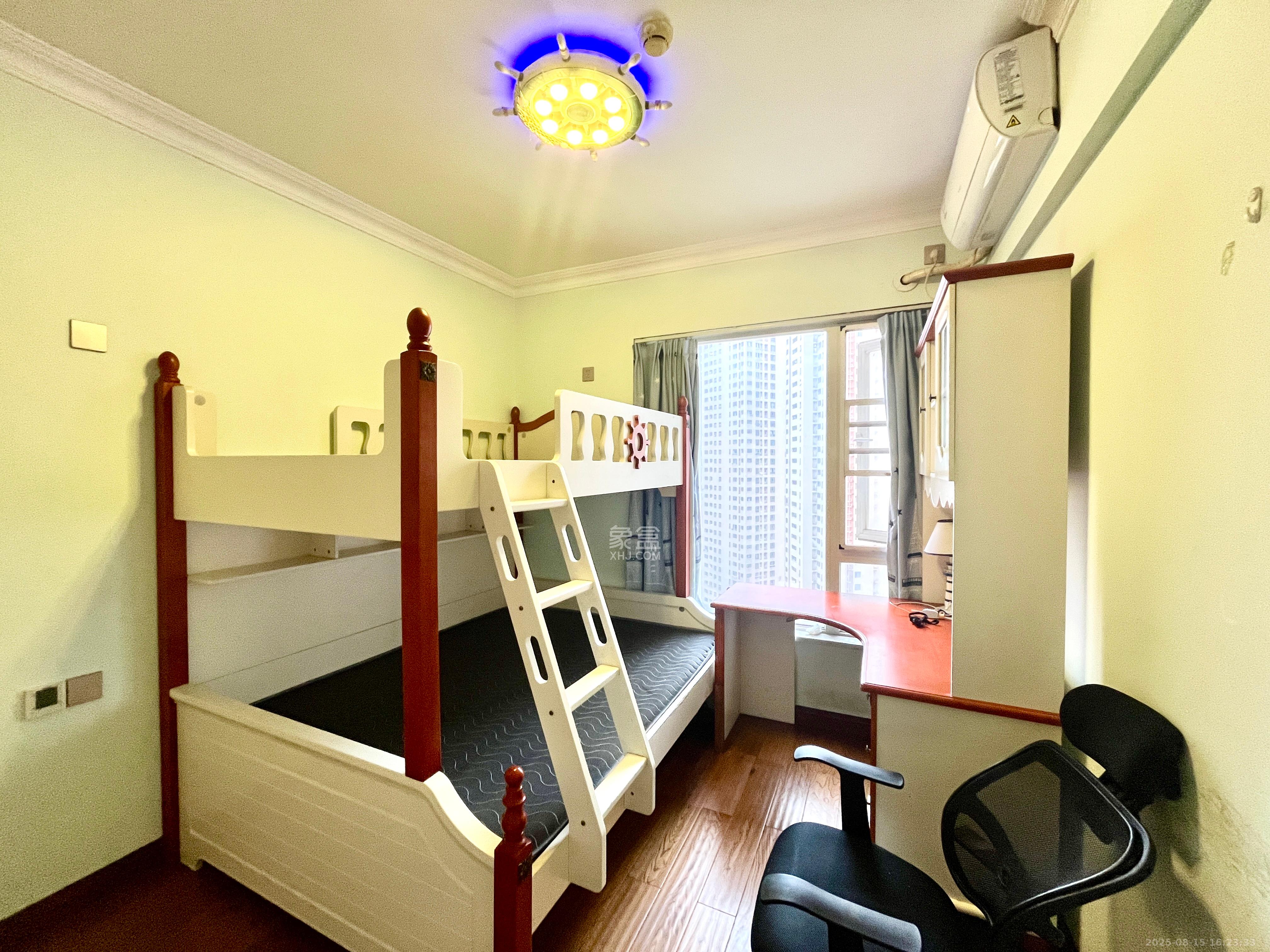 北辰三角洲E3区  3室2厅2卫    3600.0元/月 北辰三角洲E3区  3室2厅2卫    3600.0元/月室内图