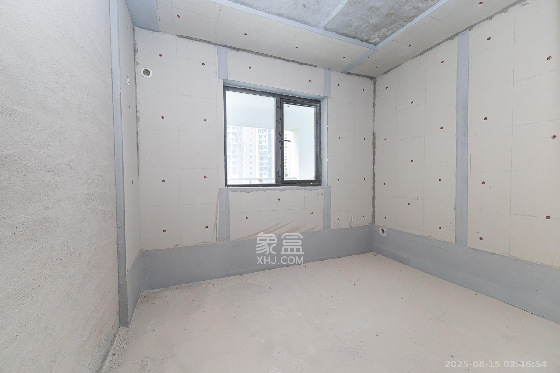 润和湘江天地D区 4室2厅2卫 136.0万 润和湘江天地D区 4室2厅2卫 136.0万卧室