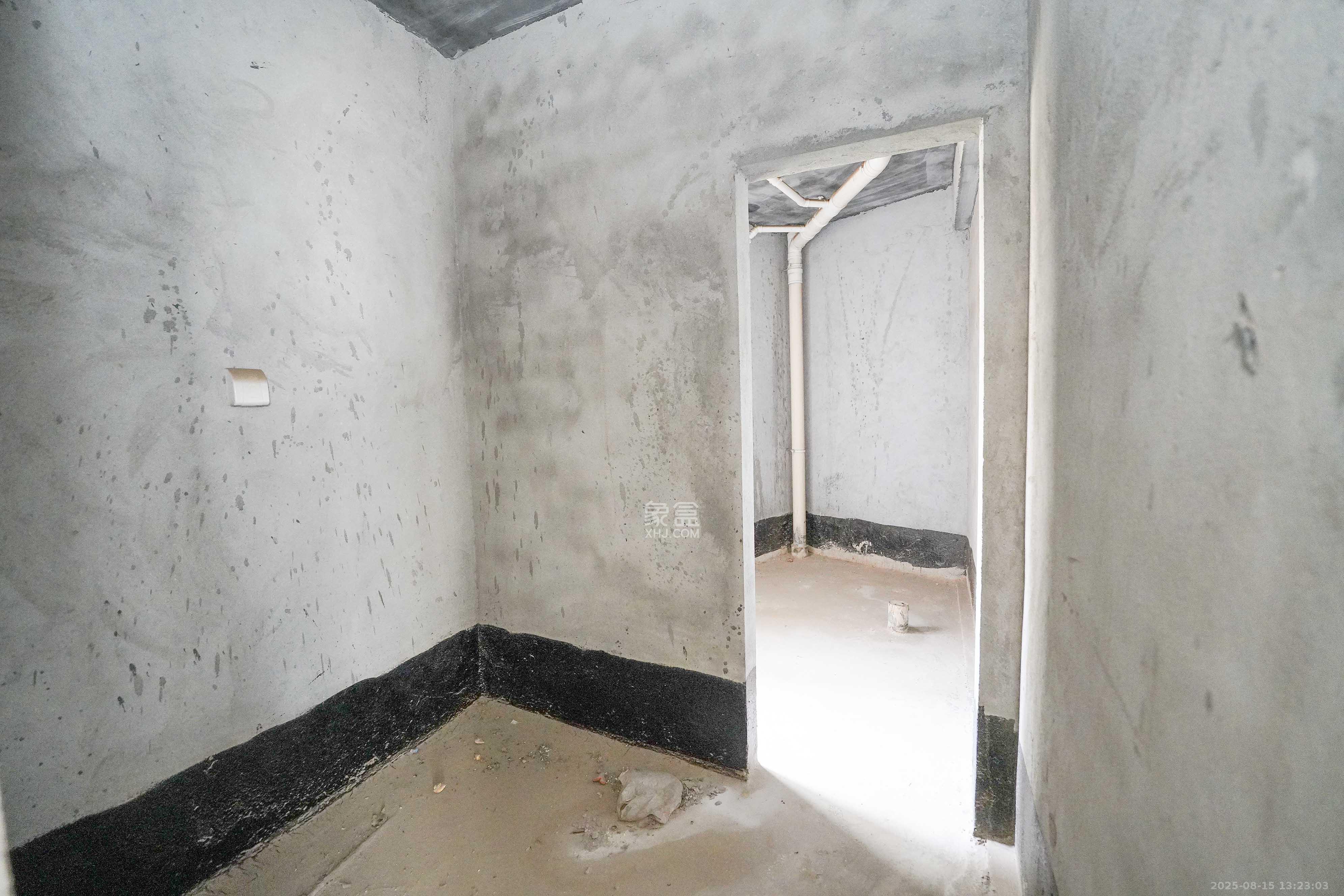 德泽苑  4室2厅2卫    80.0万 德泽苑  4室2厅2卫    80.0万卫生间