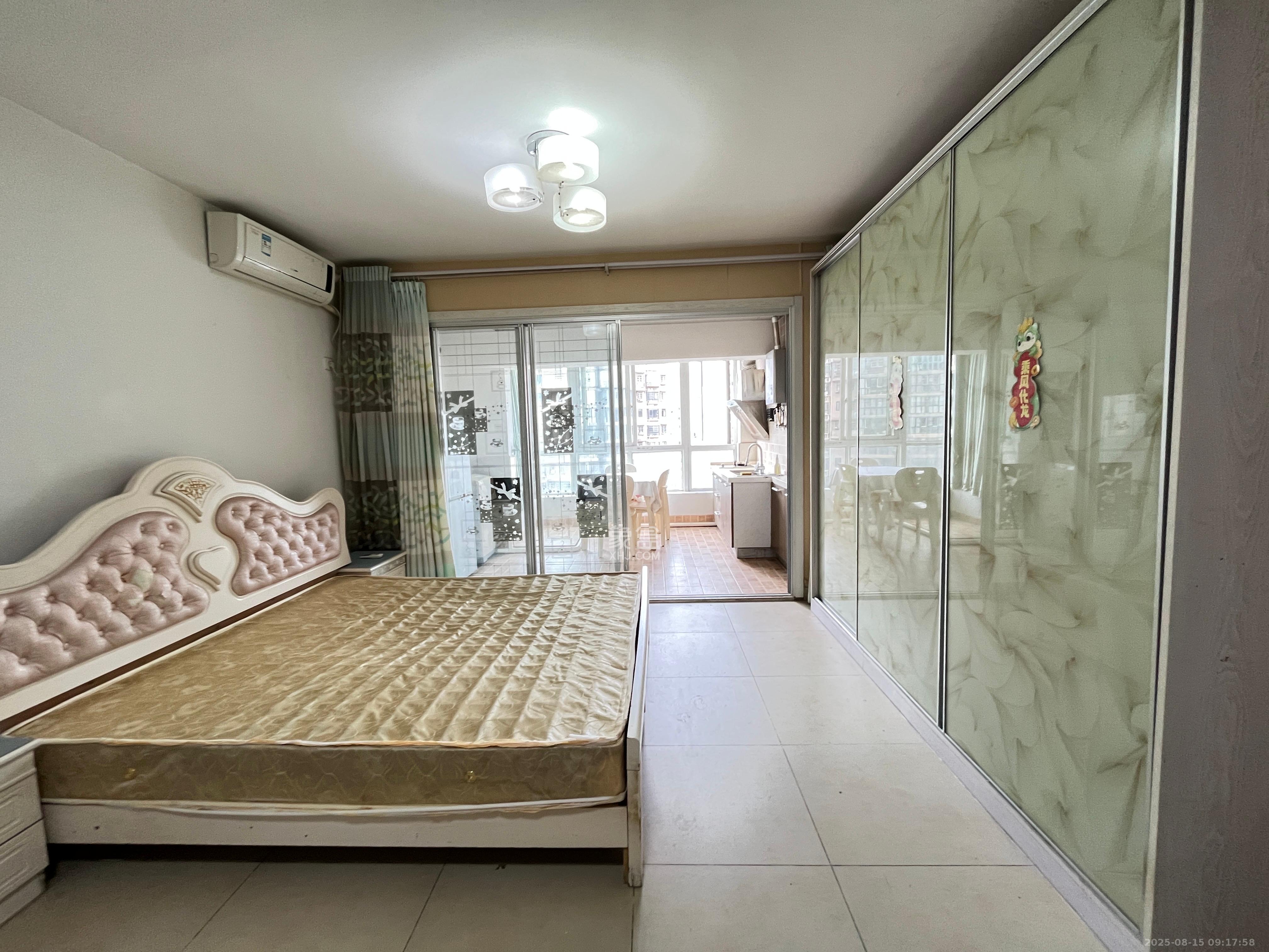 先锋东外滩  1室1厅1卫    1700.0元/月 先锋东外滩  1室1厅1卫    1700.0元/月