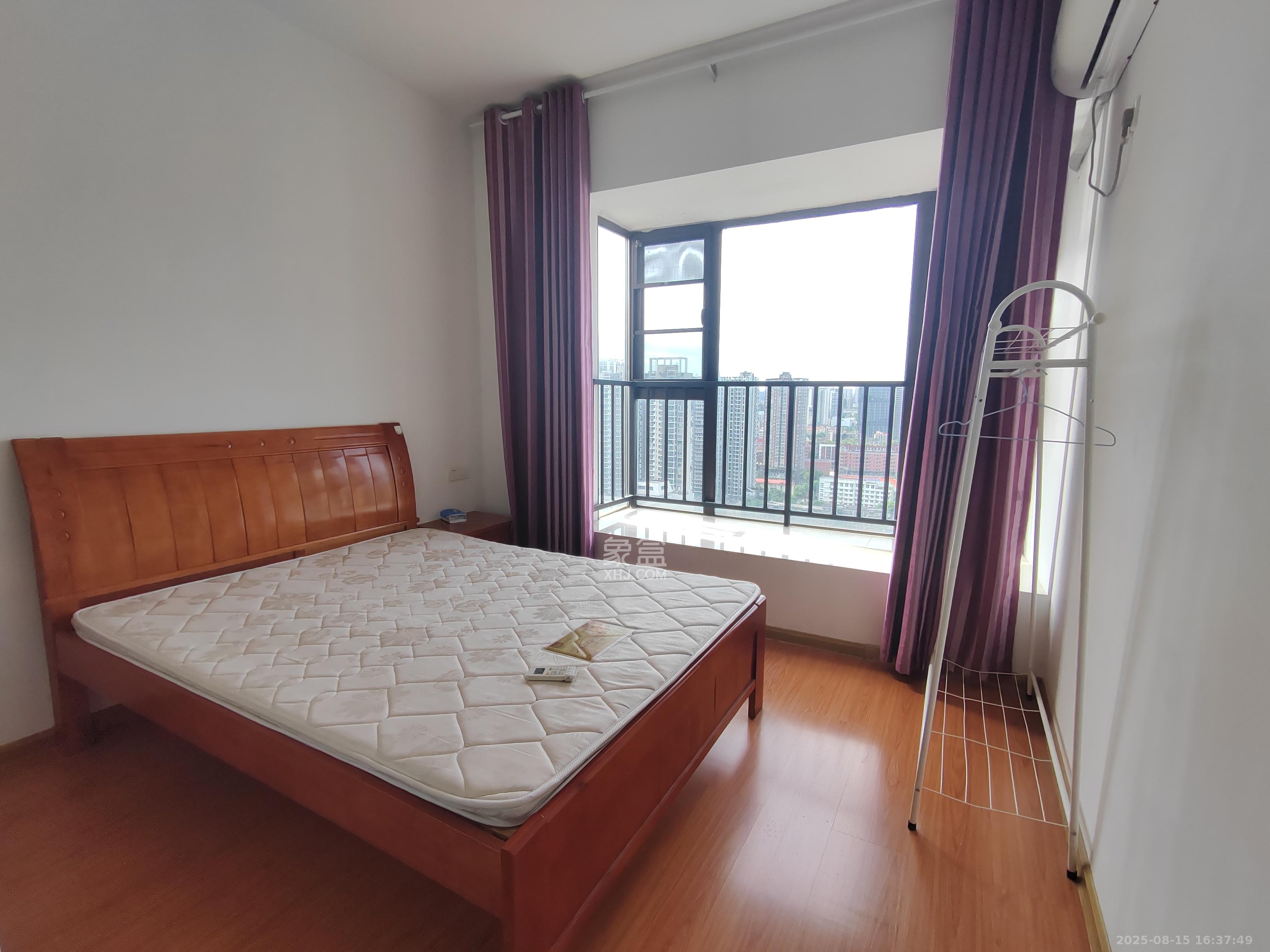 大鸿杰座 2室2厅1卫 2600.0元/月 大鸿杰座 2室2厅1卫 2600.0元/月室内图