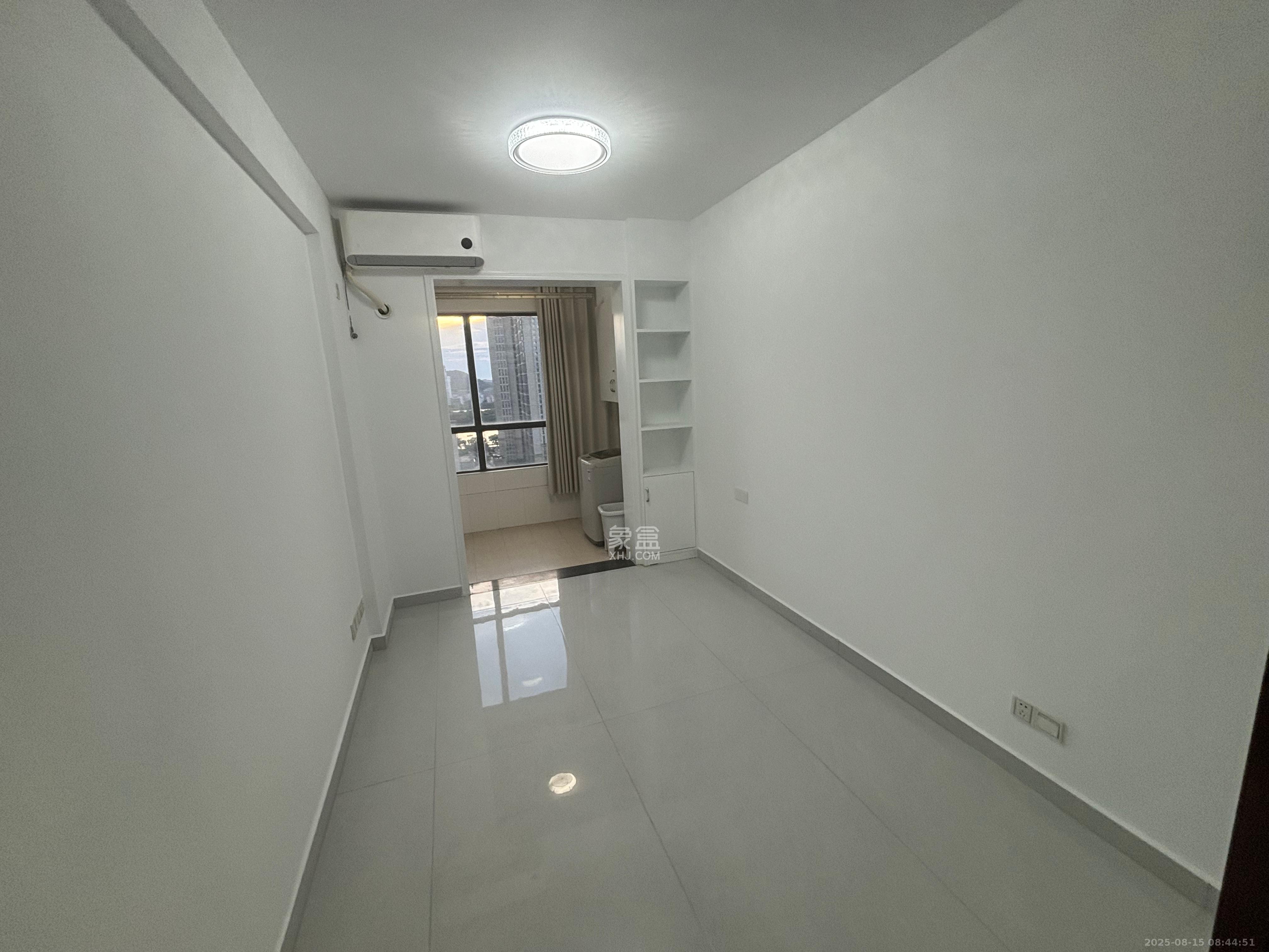 五一大道202(中环壹世界)  3室2厅1卫    3500.0元/月 五一大道202(中环壹世界)  3室2厅1卫    3500.0元/月室内图