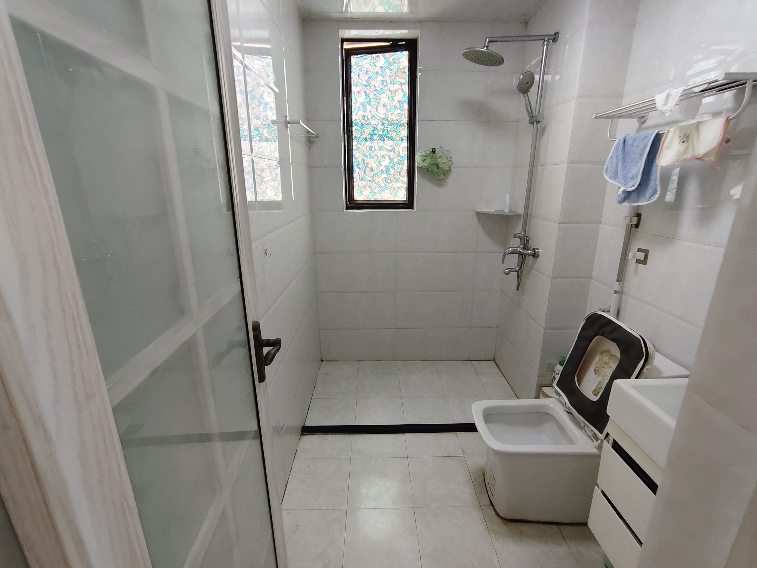 翡翠水城(住宅) 2室2厅1卫 2300.0元/月 翡翠水城(住宅) 2室2厅1卫 2300.0元/月室内图