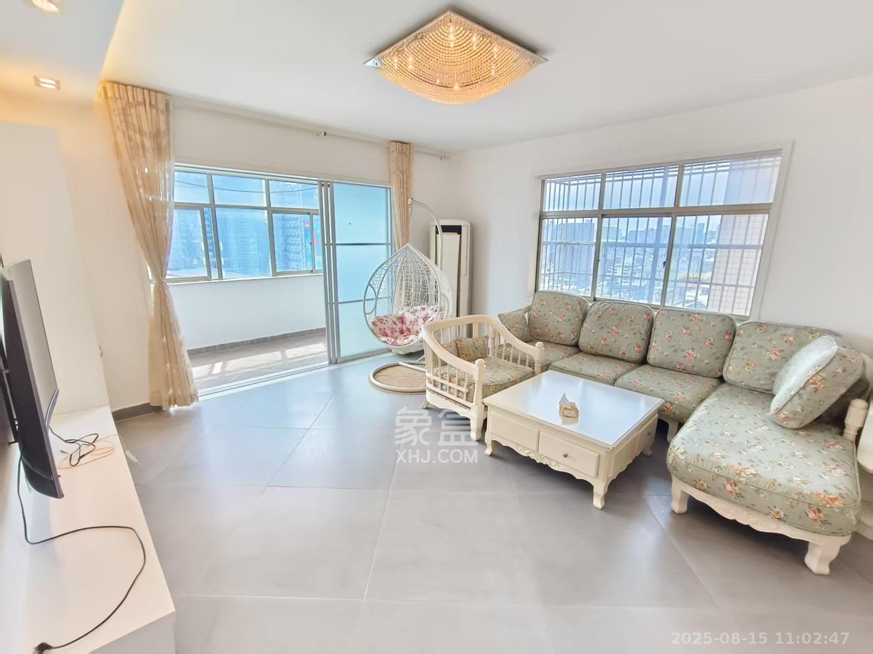 王府井公寓(福源公寓) 3室2厅2卫 5000.0元/月 王府井公寓(福源公寓) 3室2厅2卫 5000.0元/月室内图